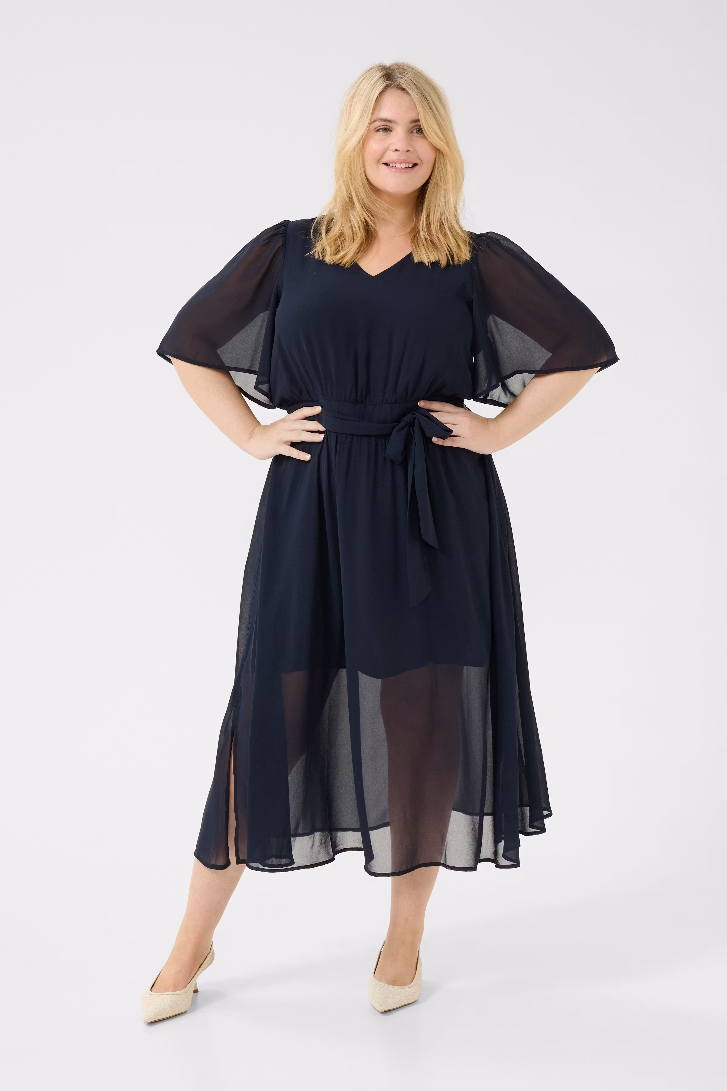 KCevi Klänning LOOKBOOK FRONT 10583262-194020