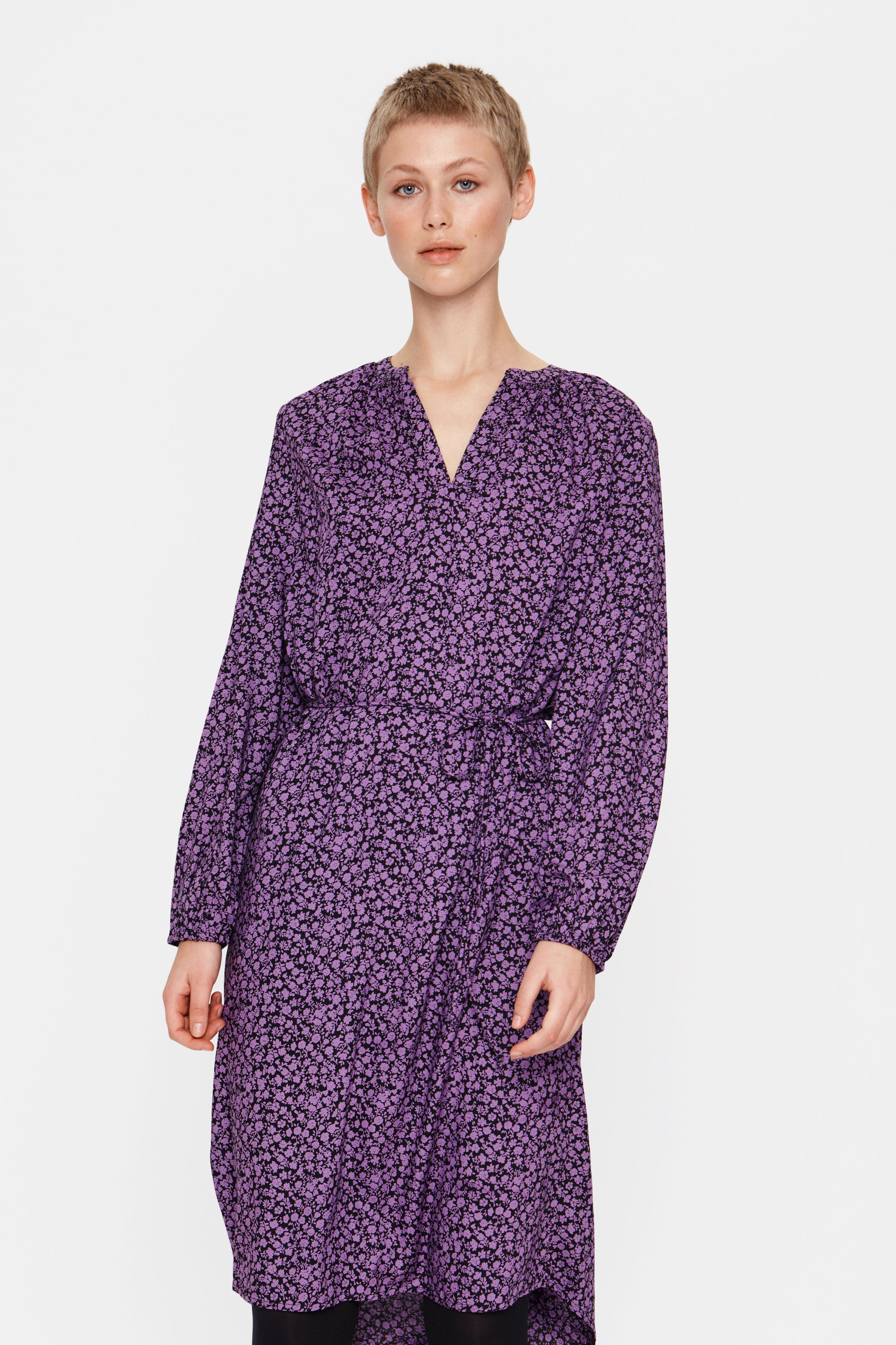 KorneliaSZ Klänning LOOKBOOK FRONT 30511718-301973