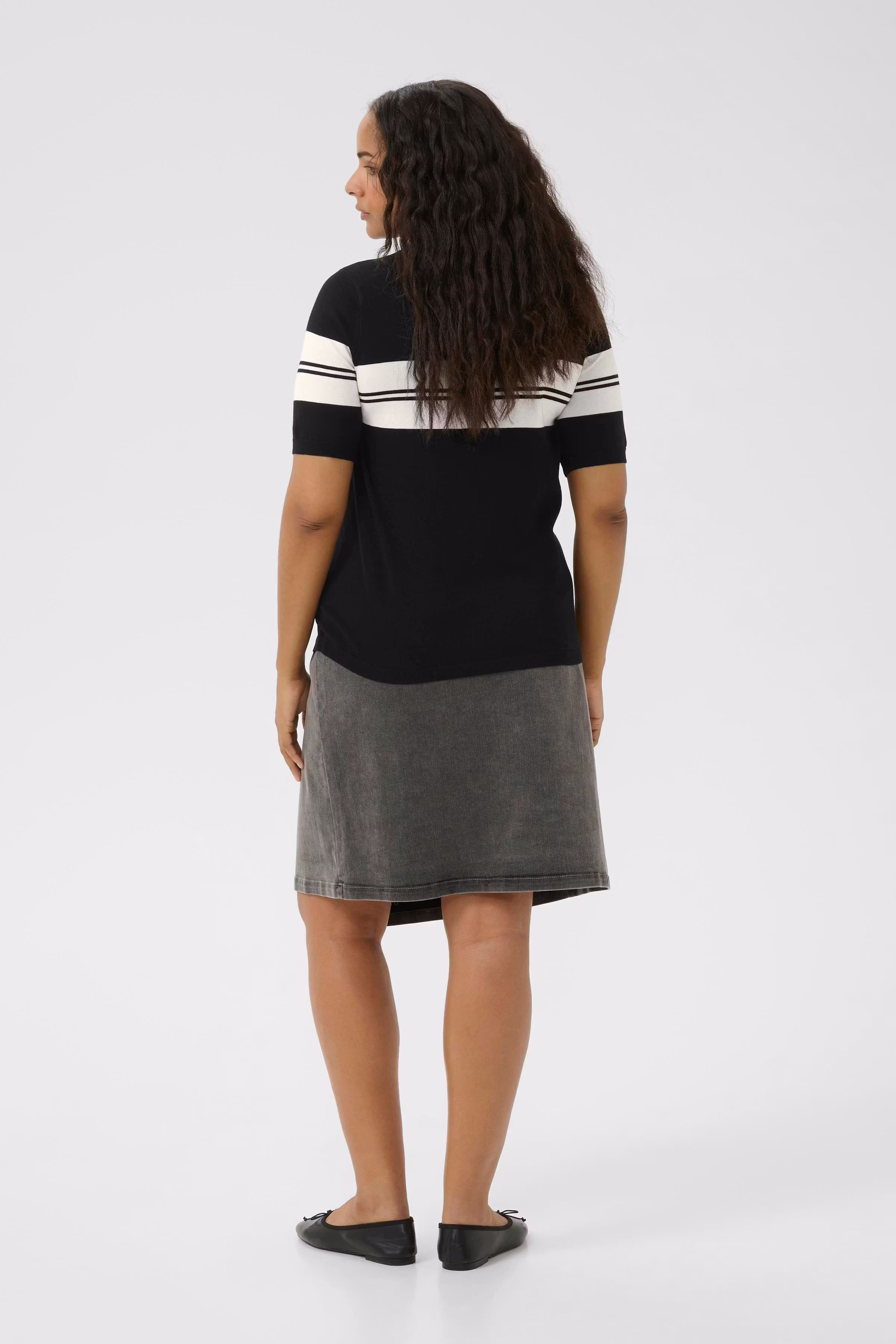 KClizzy Pullover LOOKBOOK BACK 10582914-107916