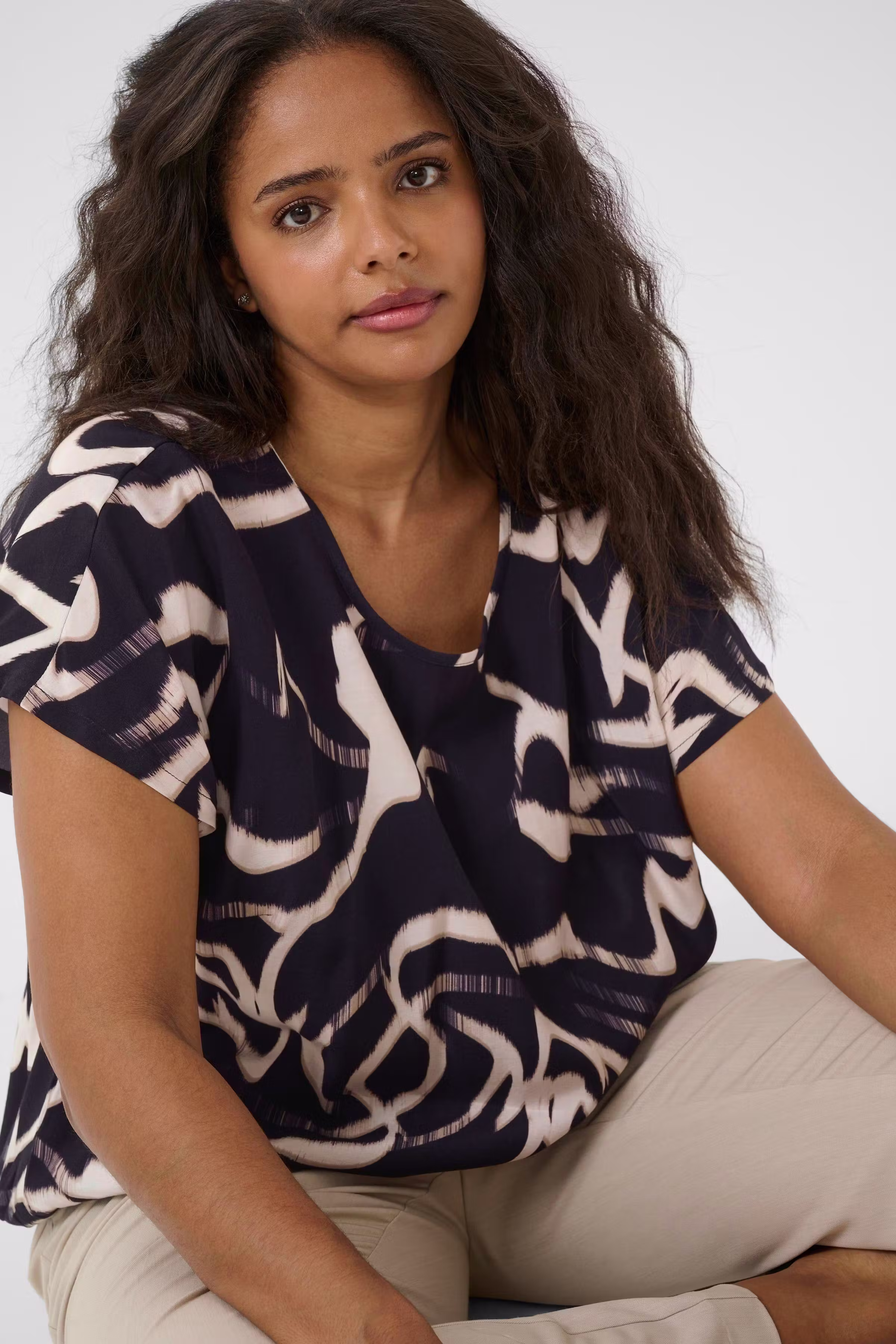 KCmaren Blouse LOOKBOOK DETAIL 10583404-107701