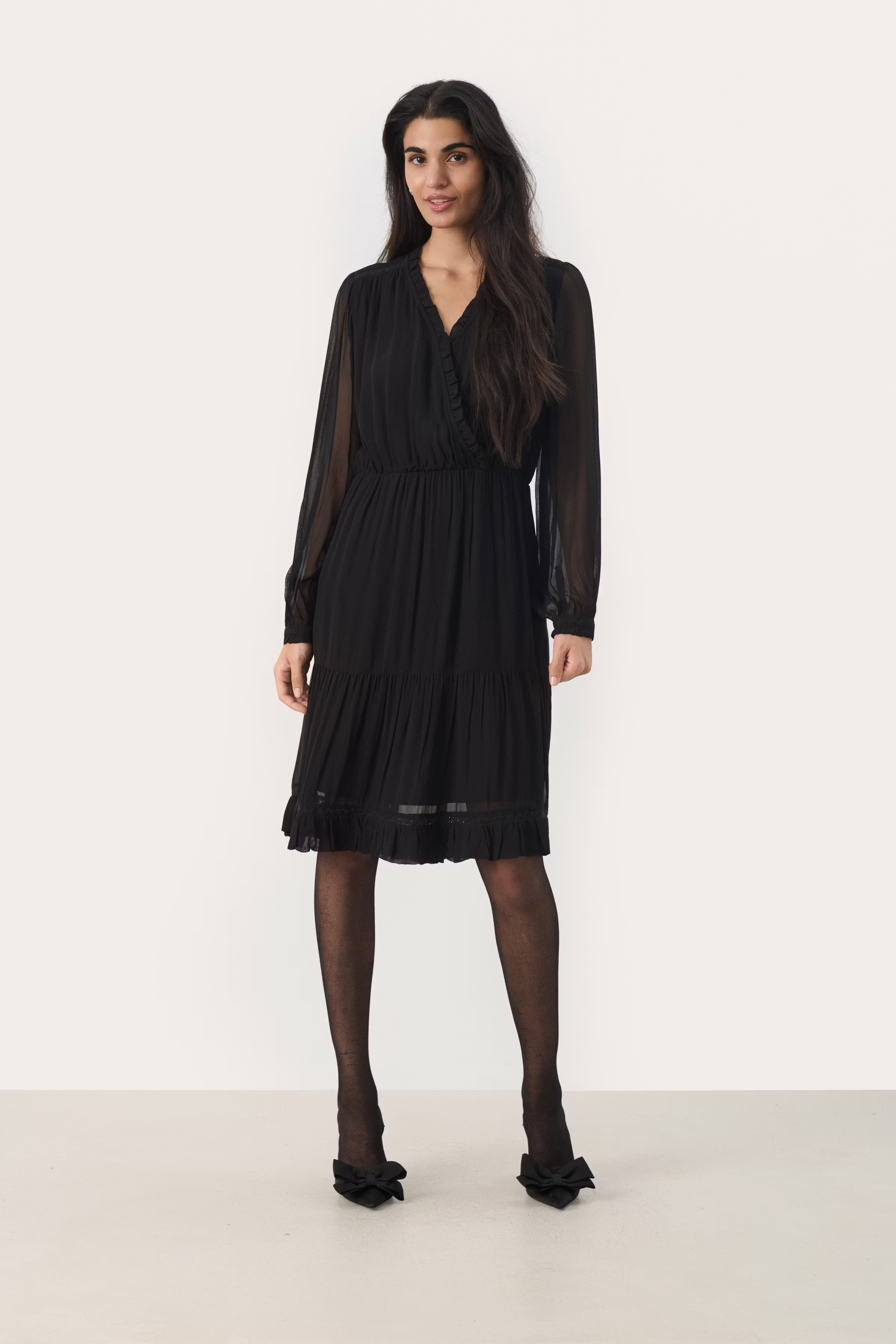 MunyaPW Dress LOOKBOOK FRONT 30309321-194008