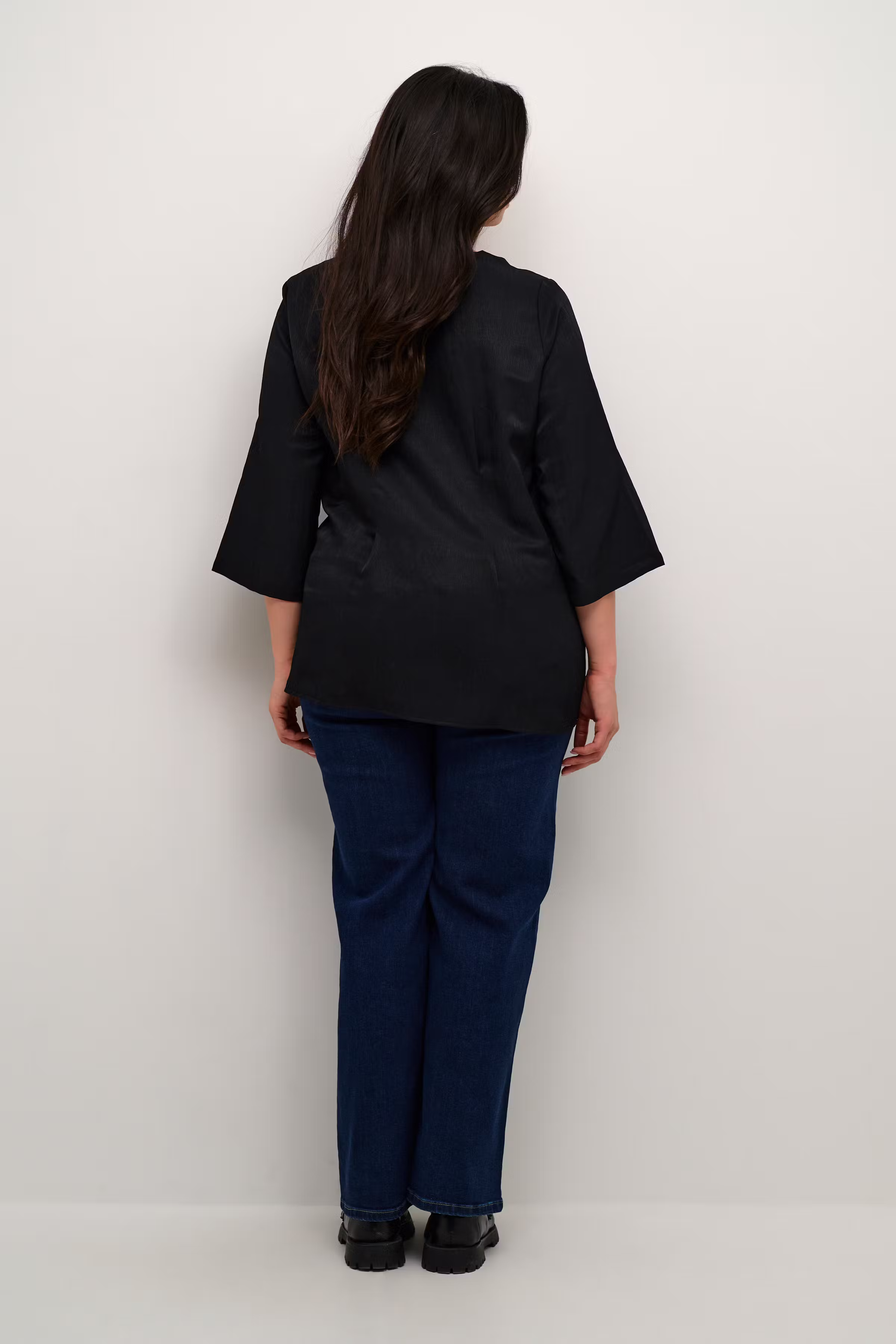 KCmickela Hemd LOOKBOOK BACK 10582594-100121