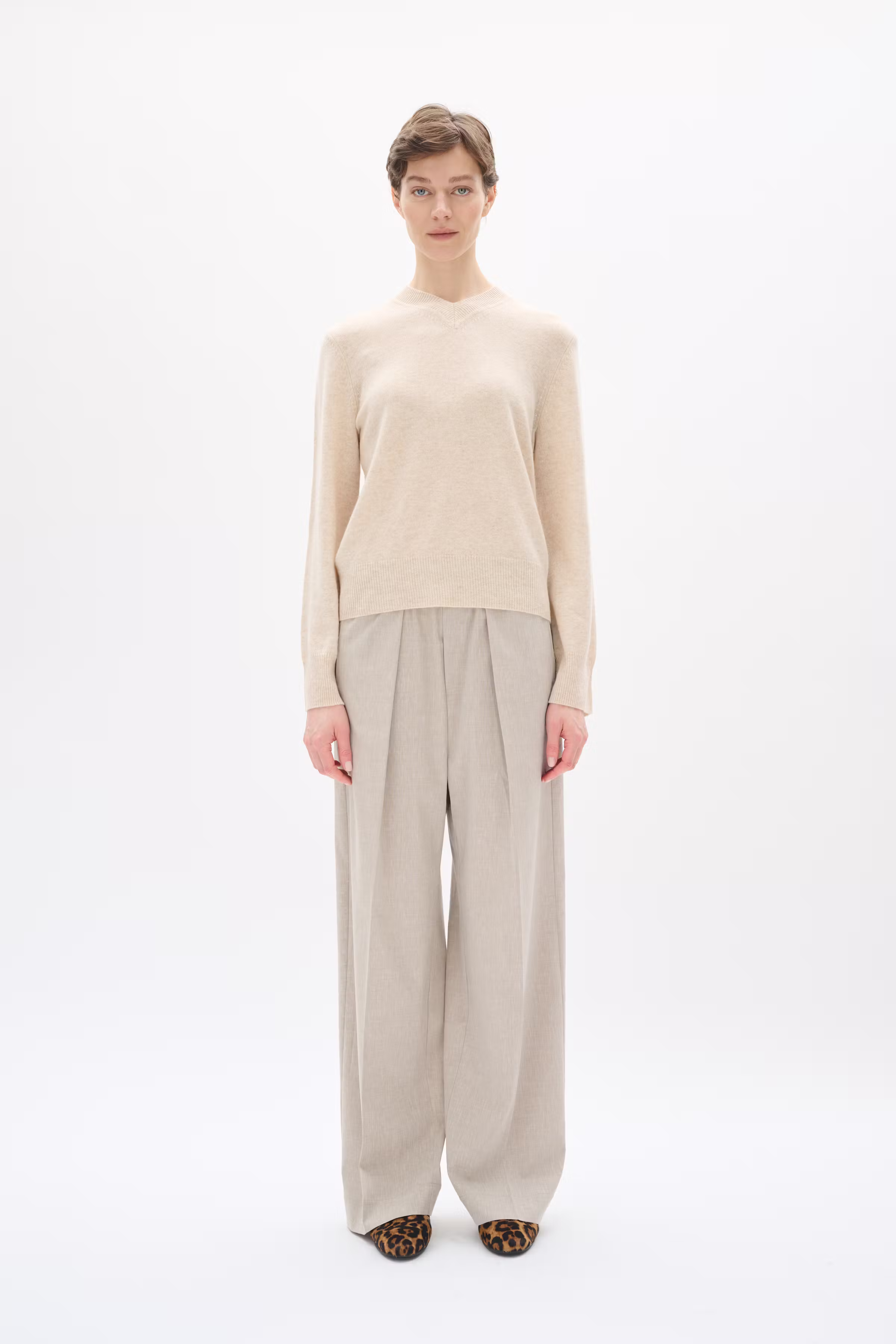 YatesIW Linen Trousers LOOKBOOK FRONT 30110463-1614061