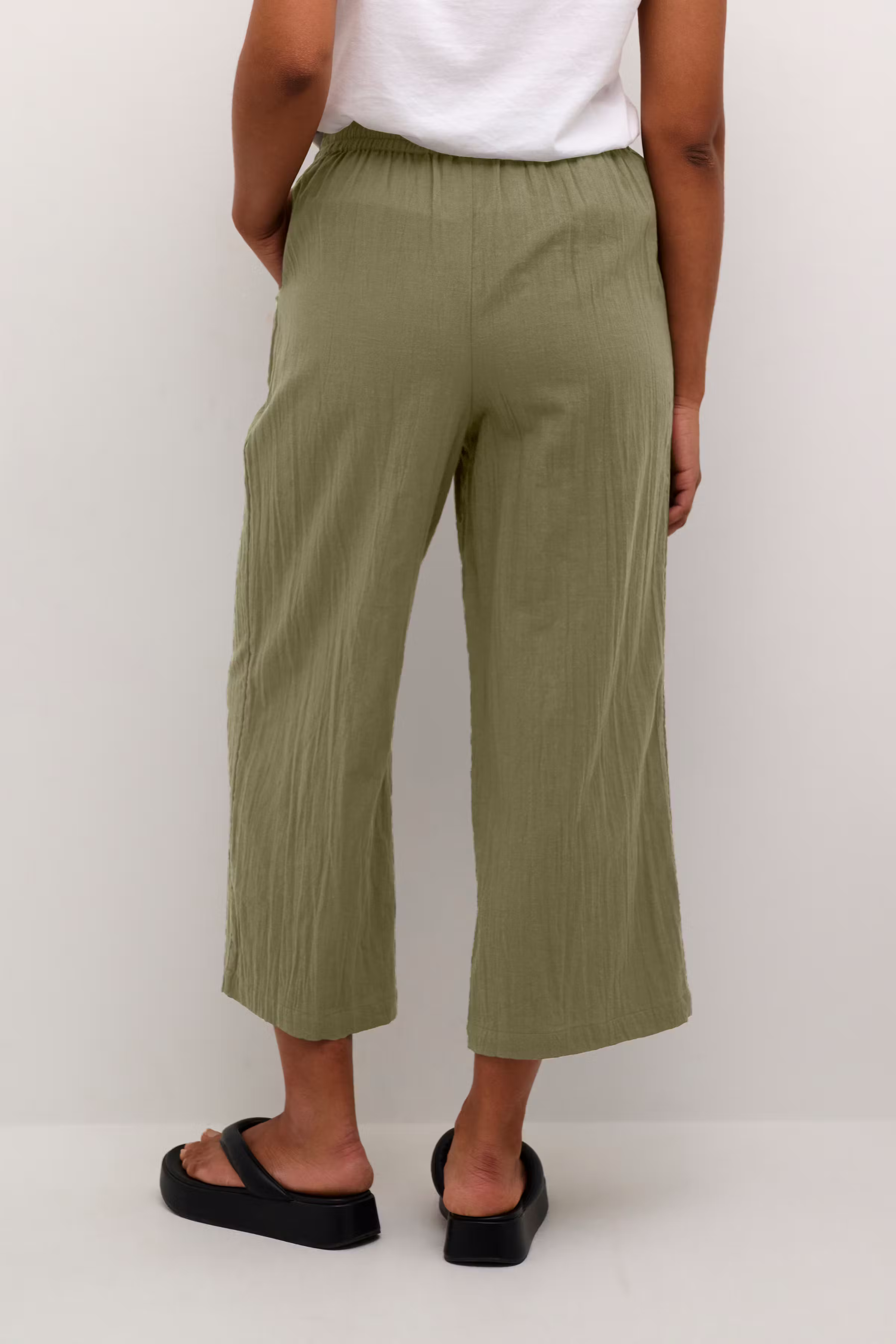 KAemily Bukser LOOKBOOK BACK 10508876-190511