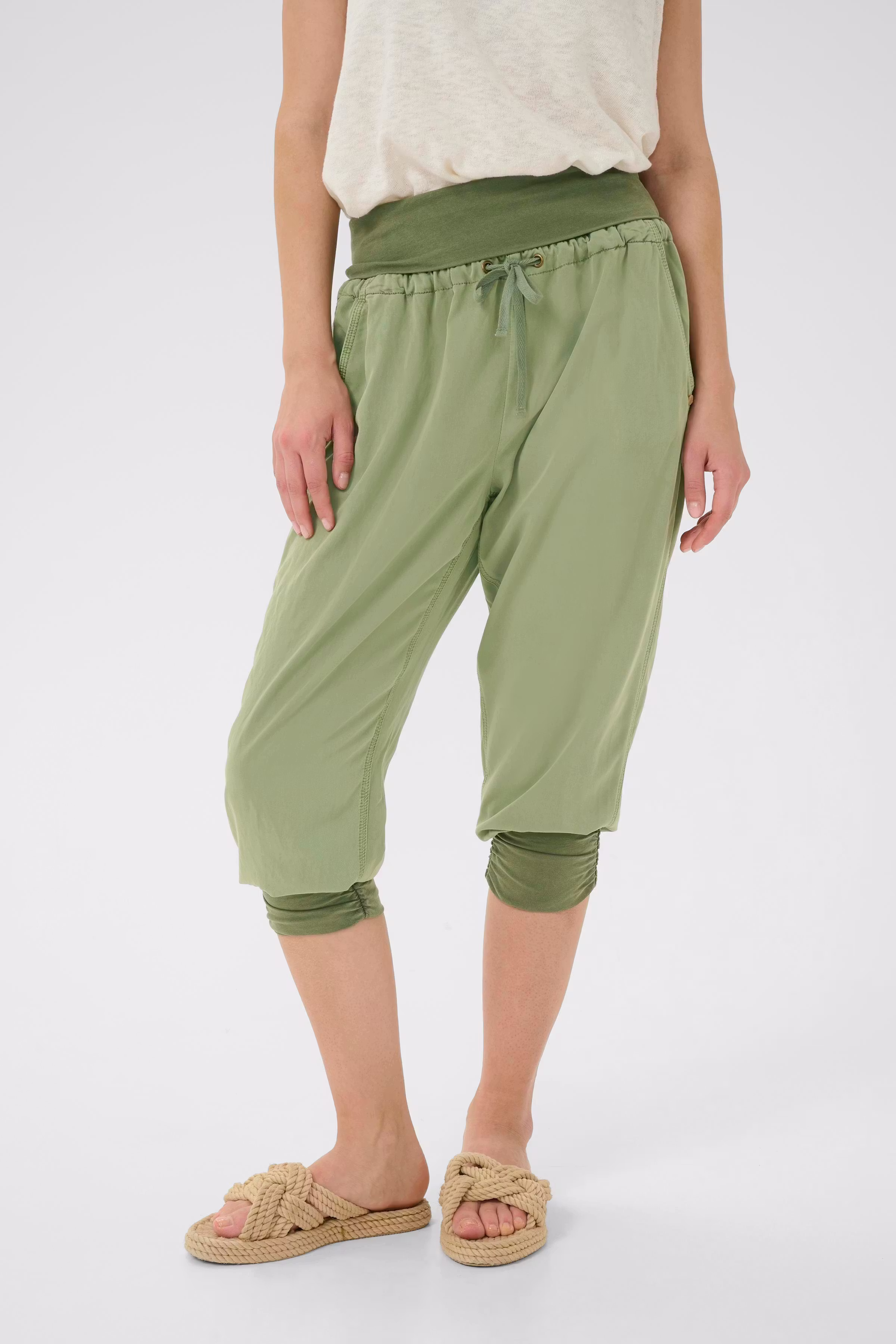 CRLine Trousers LOOKBOOK FRONT 10604697-170115