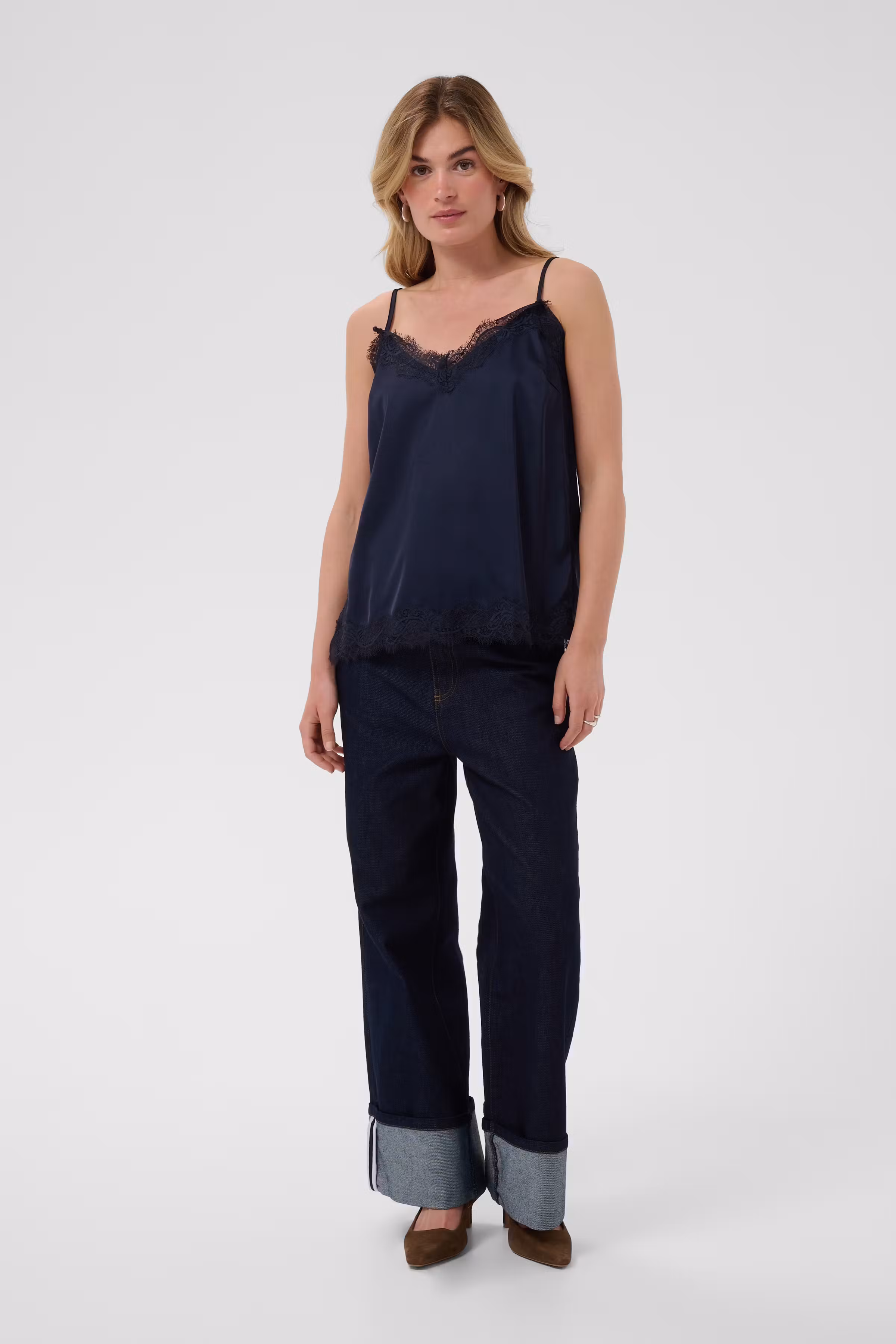 TeaganSZ Top LOOKBOOK FRONT 30515379-193924
