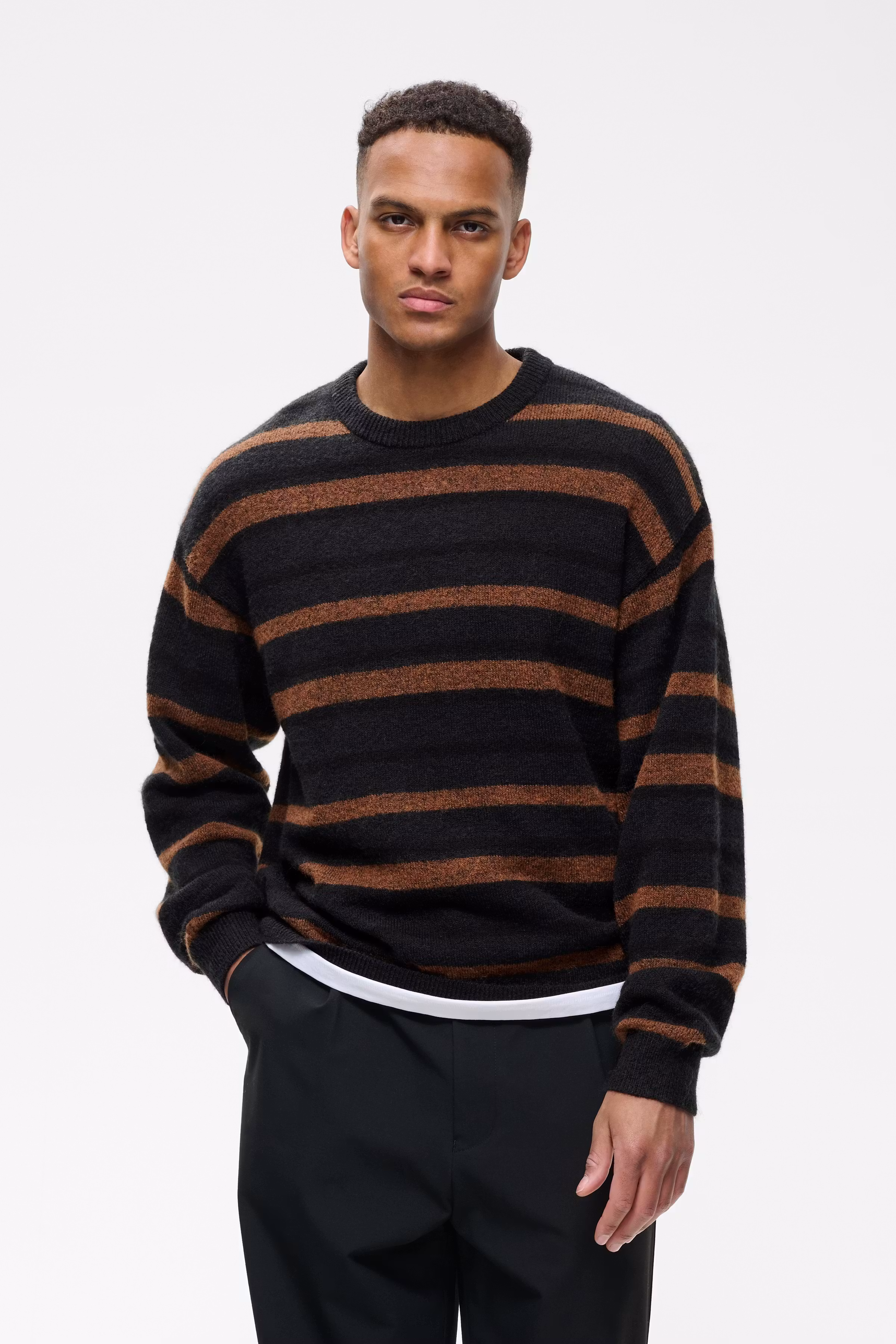 MAsweatio Pullover LOOKBOOK FRONT 30209186-194305