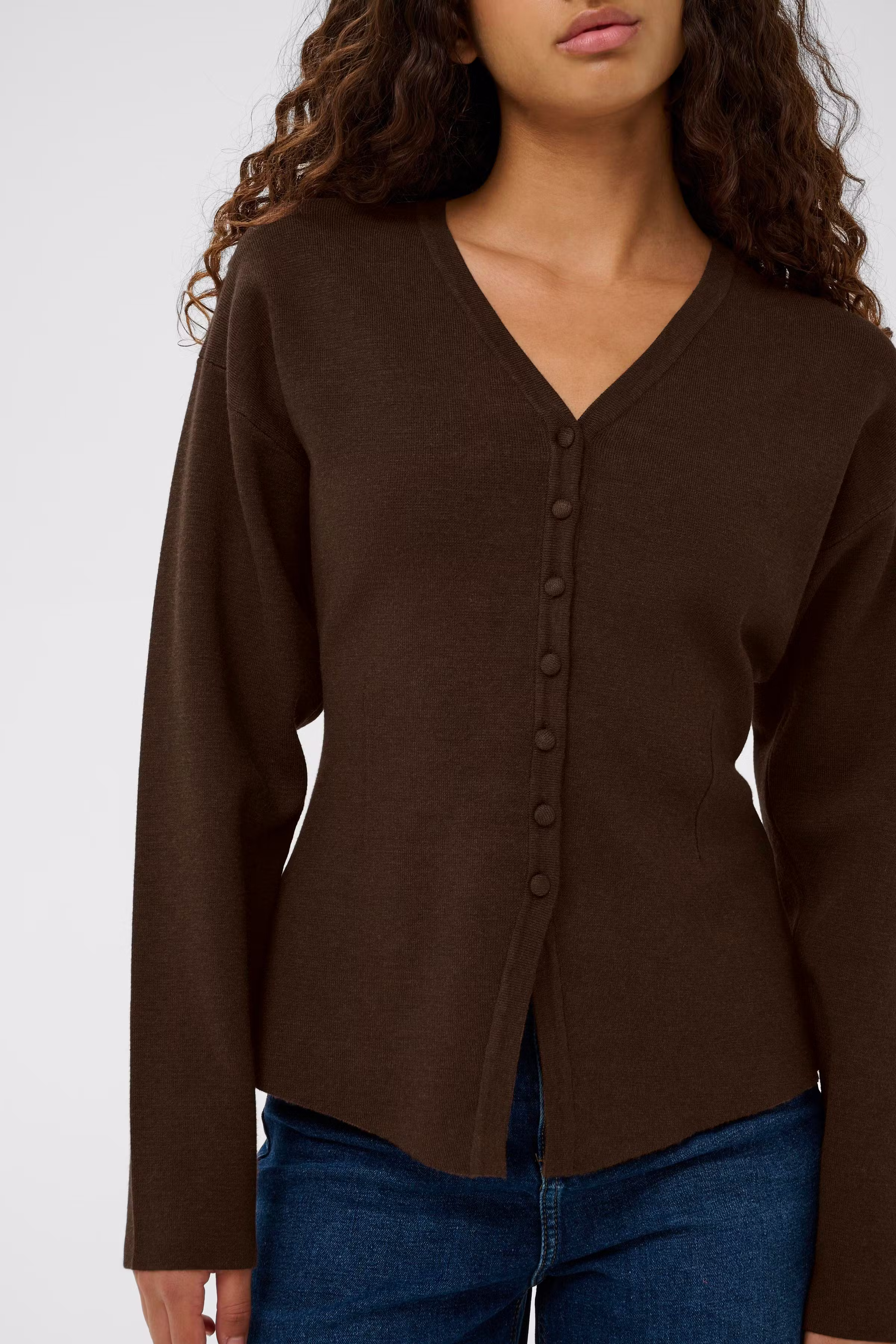 YenahIW Fitted Cardigan LOOKBOOK DETAIL 30111125-1914191