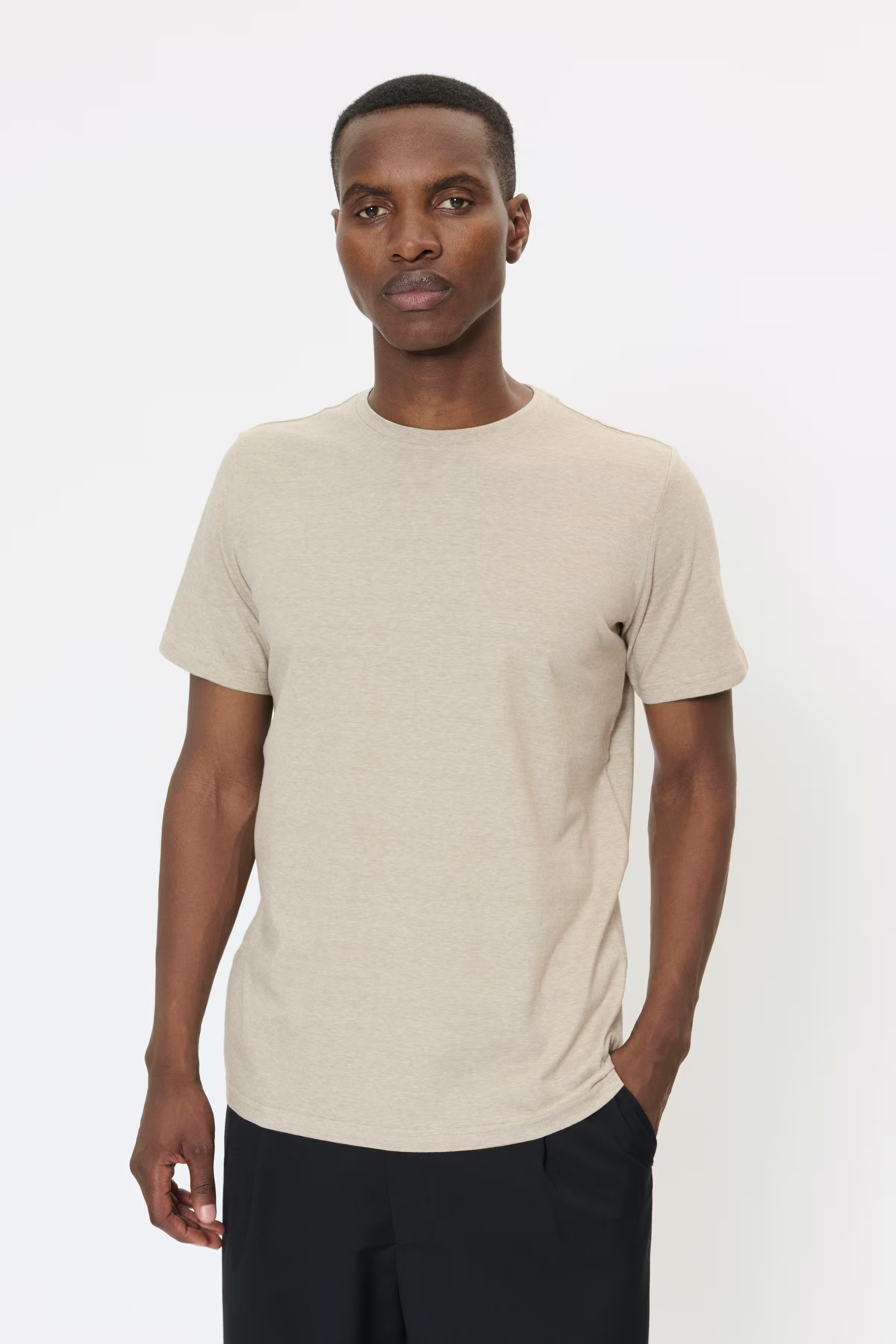 Jermane T-shirt LOOKBOOK FRONT 30203907-181017