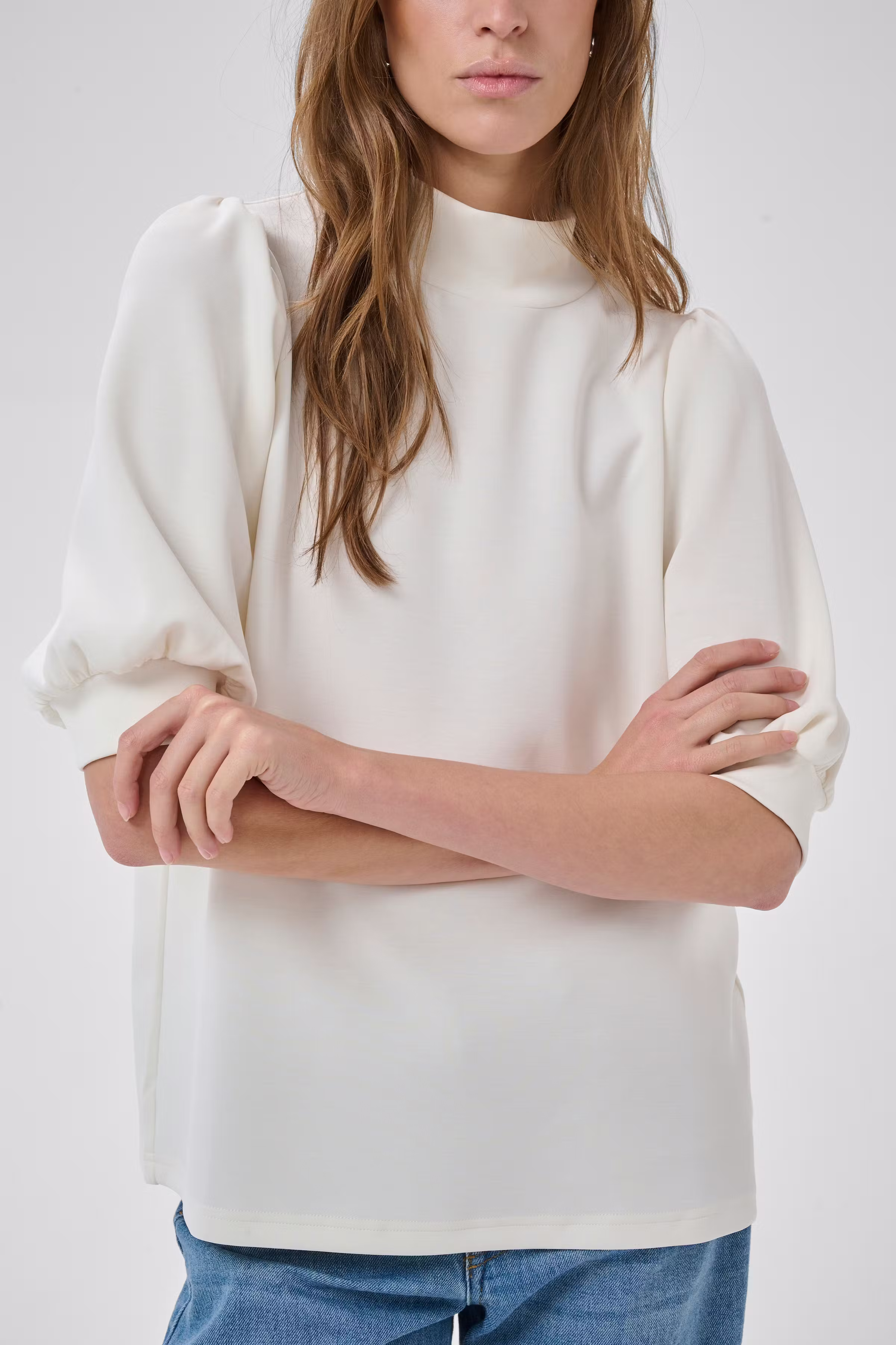 21 THE PUFF BLOUSE LOOKBOOK DETAIL 10703704-110602