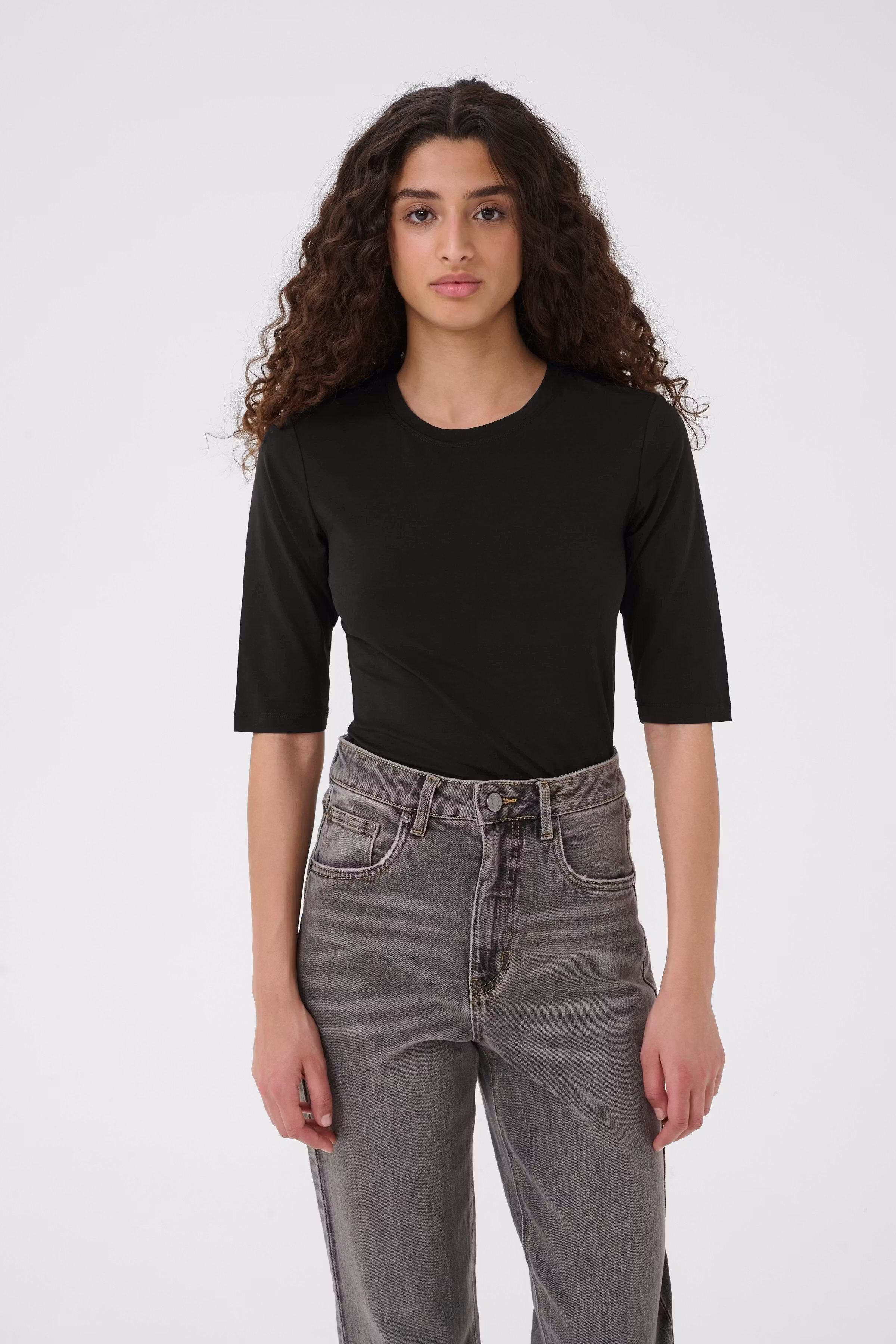 GZmida T-shirt LOOKBOOK FRONT 10910957-100017