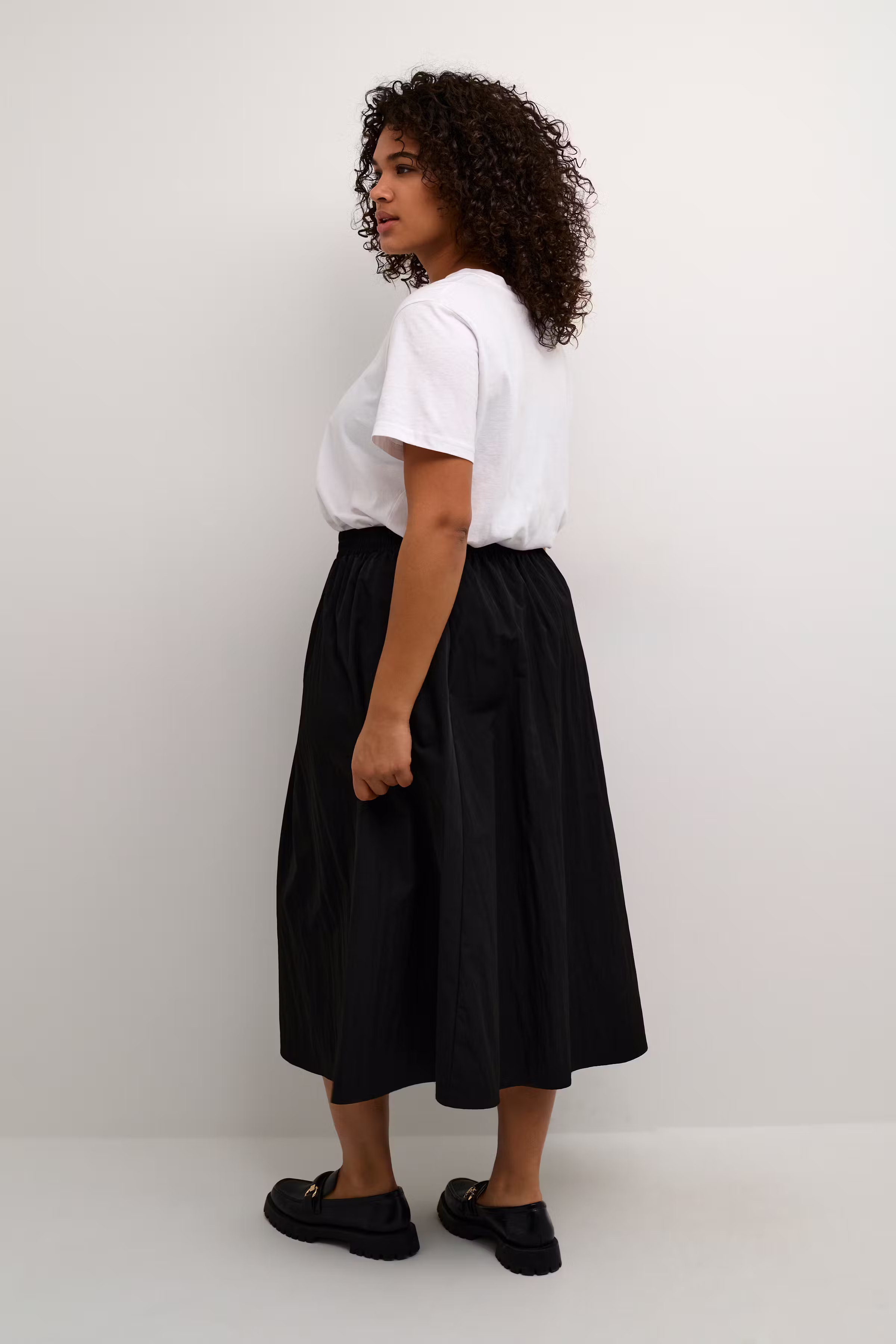 KCeva Skirt LOOKBOOK BACK 10582507-100121