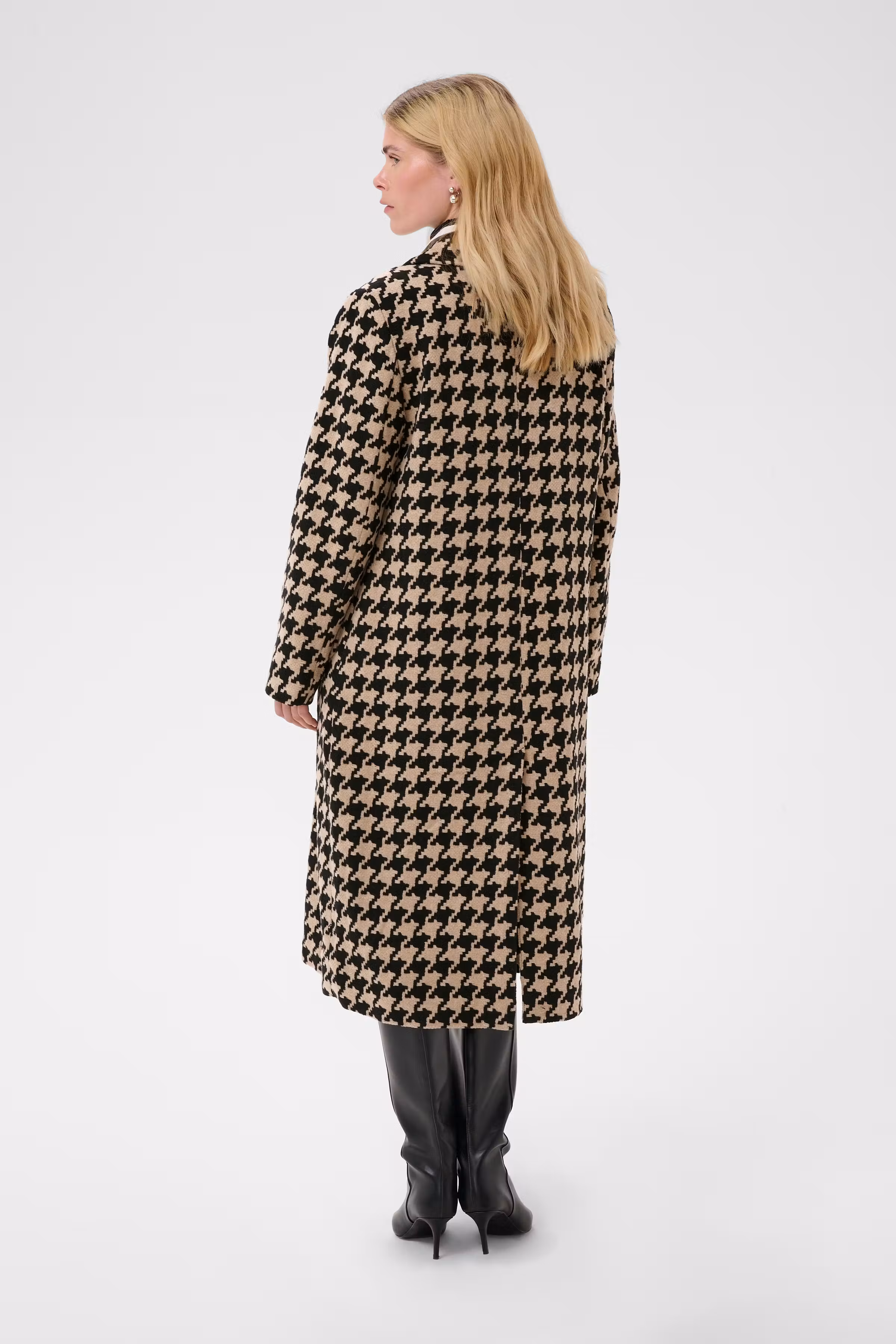 CUkilara Mantel LOOKBOOK BACK 50113250-109580