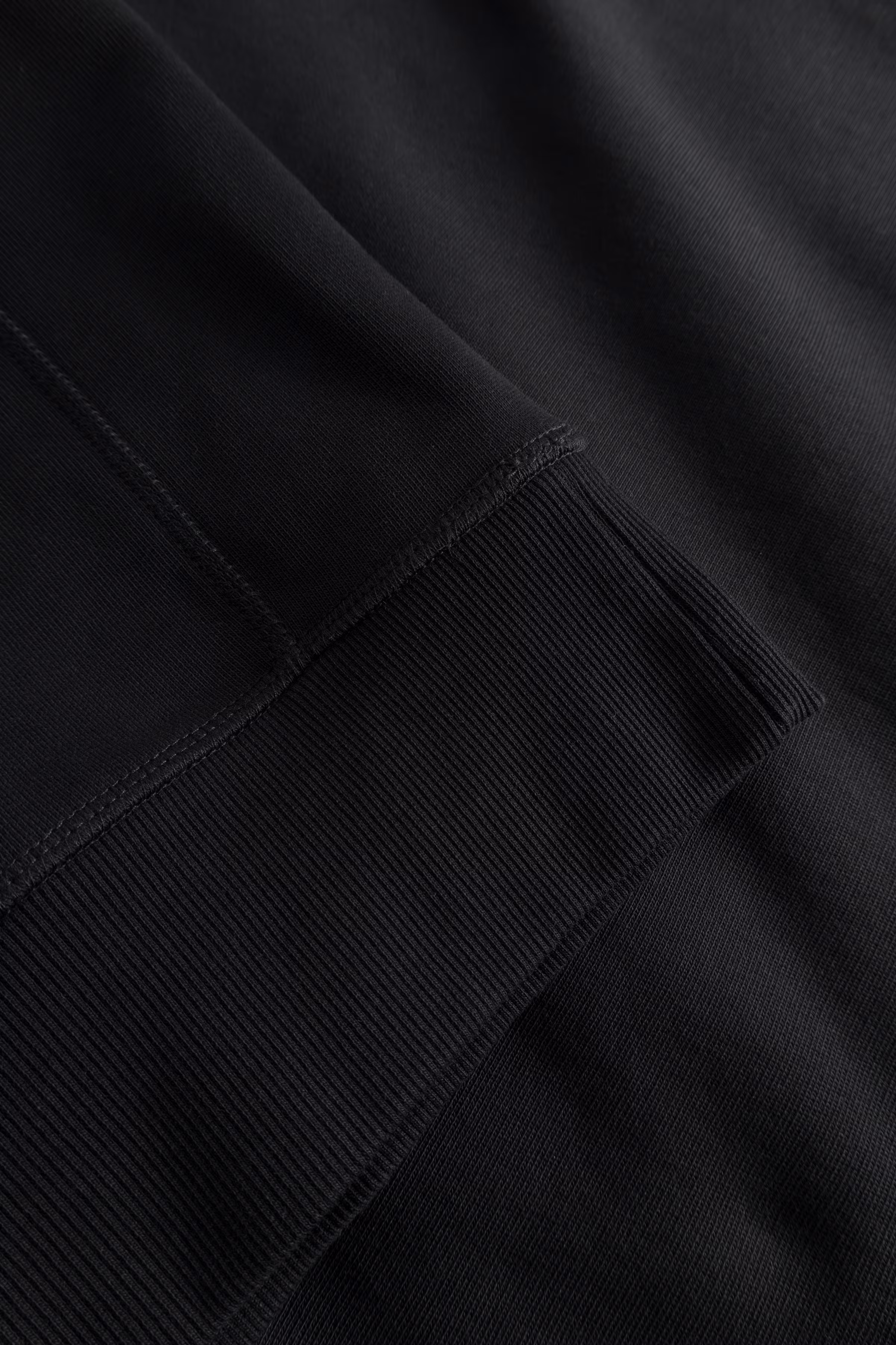 WWHester Sweatshirt PACK DETAIL 30251551-303700