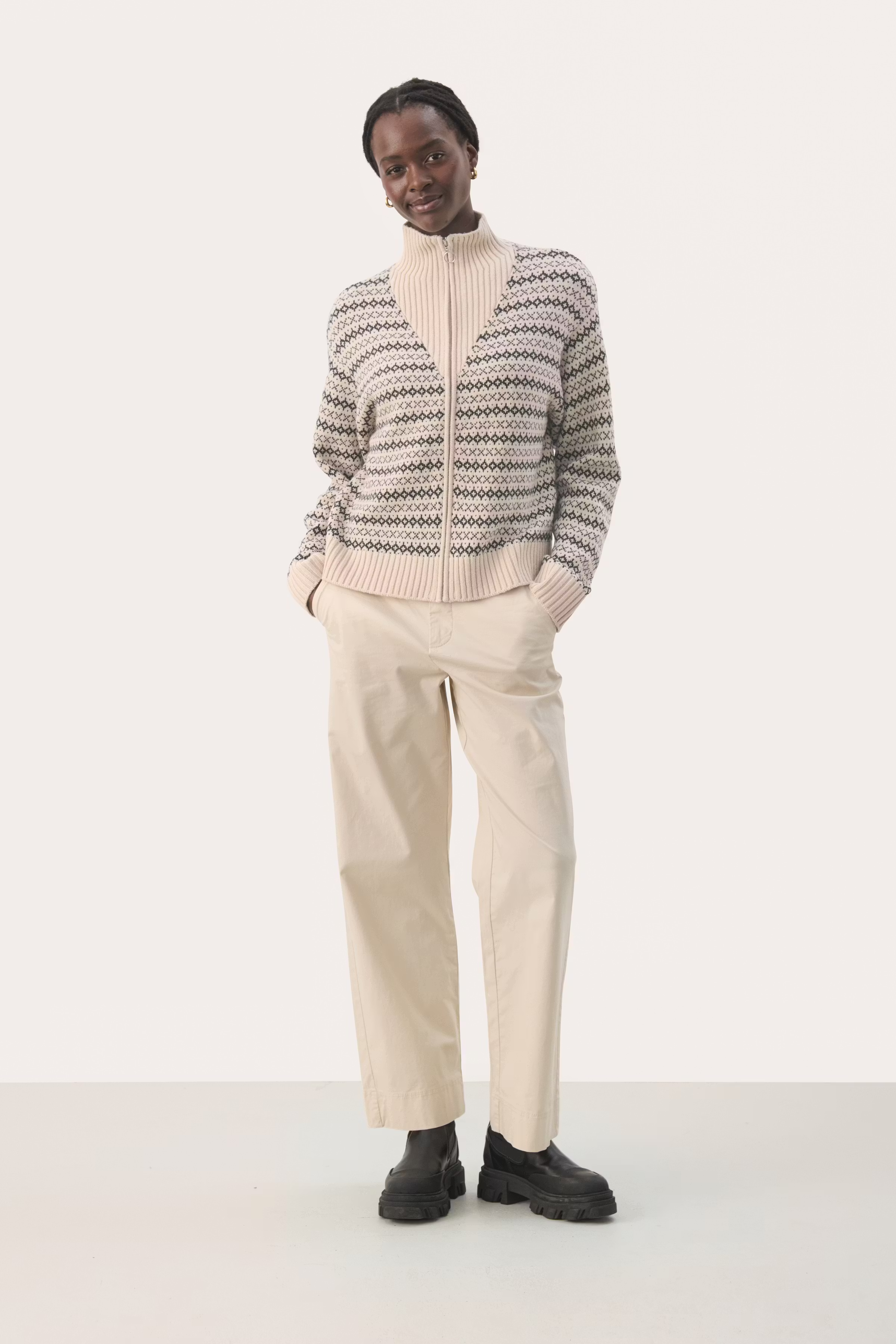 PirjoPW Cardigan LOOKBOOK FRONT 30309281-303416