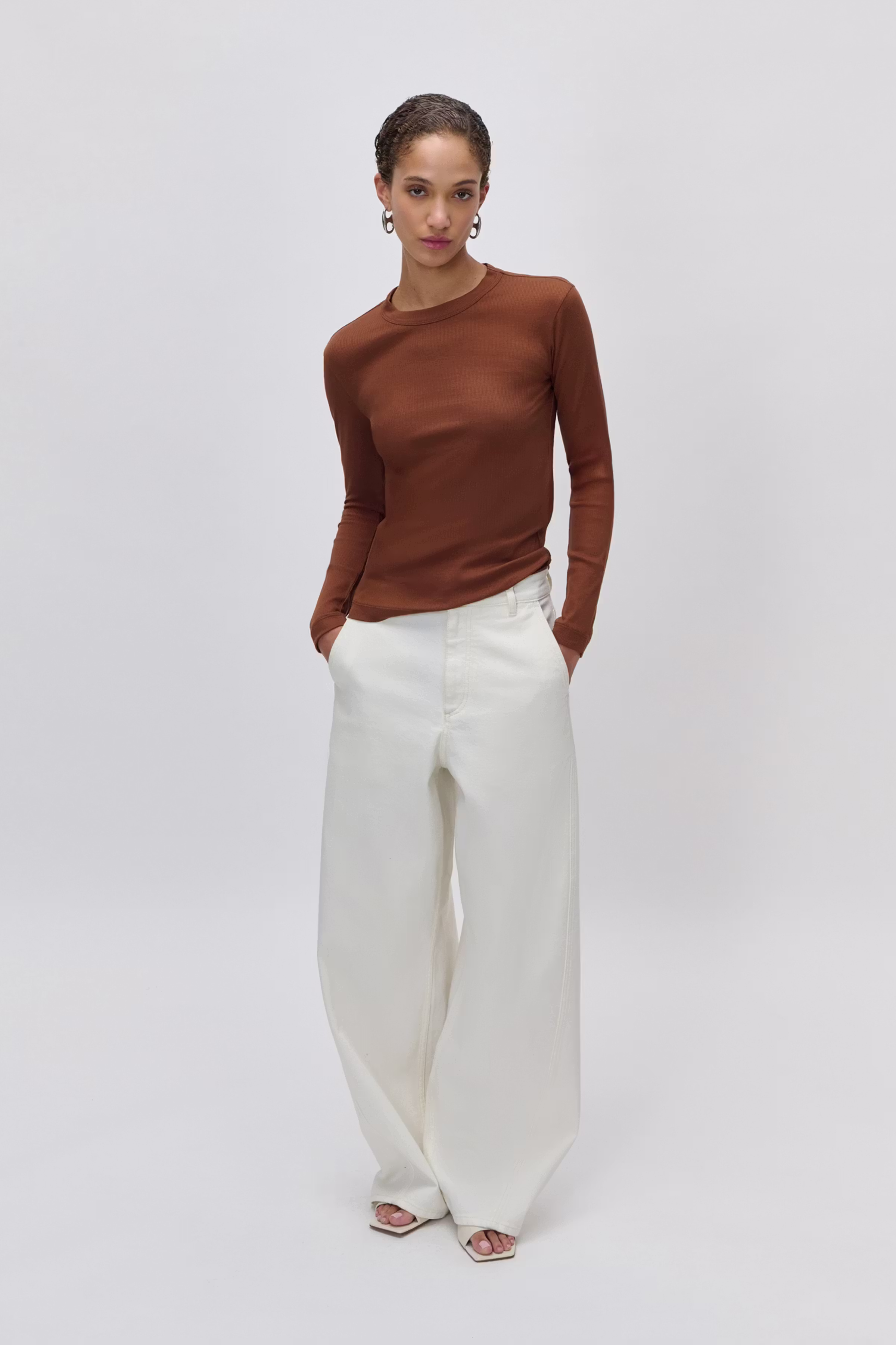 IOKOLLINA T-shirt LOOKBOOK FRONT 30600544-BR208