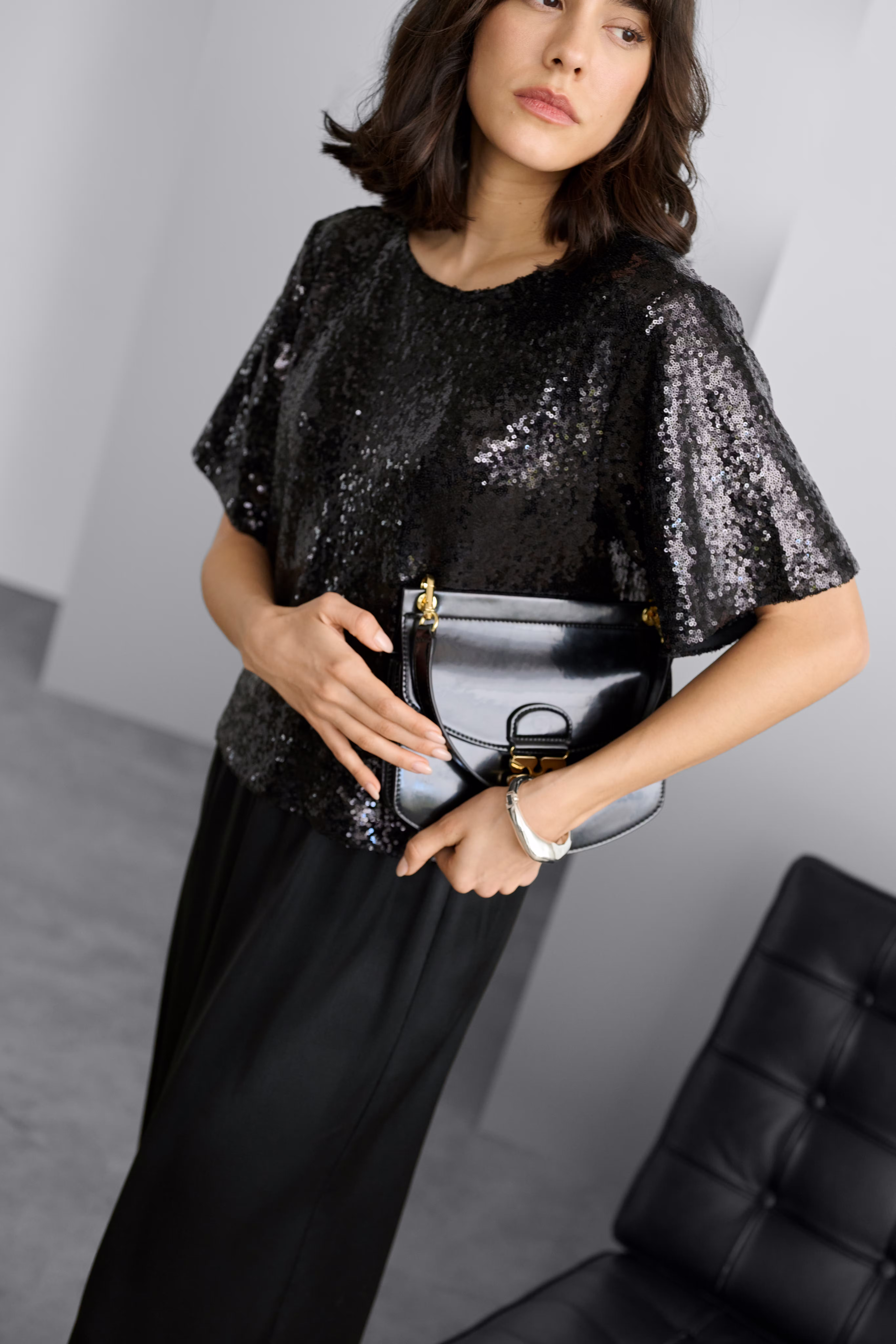 KAmiranda Blouse LOCATION NONE 10510898-100121