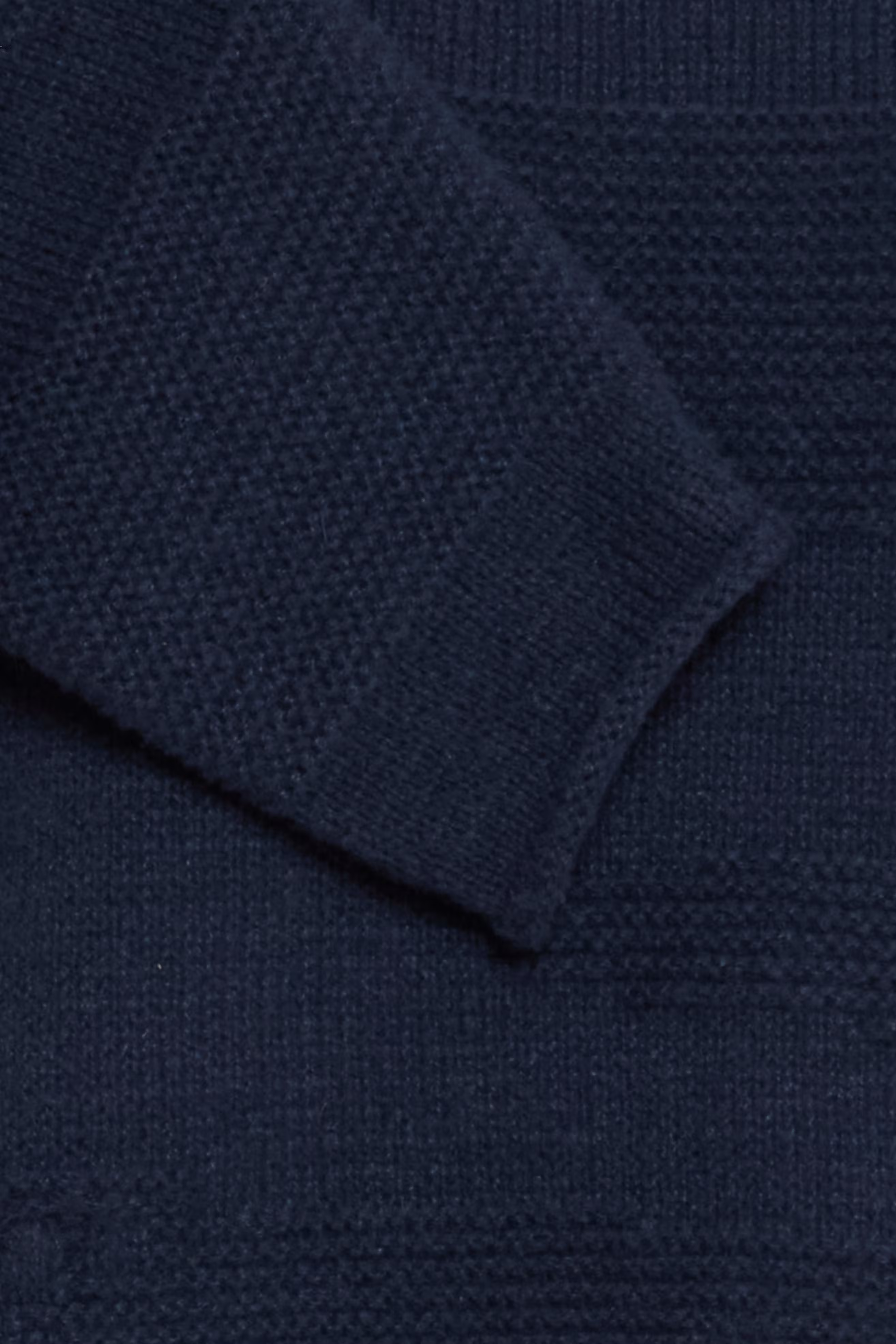 IHASTRA Pullover PACK DETAIL 20124627-194010