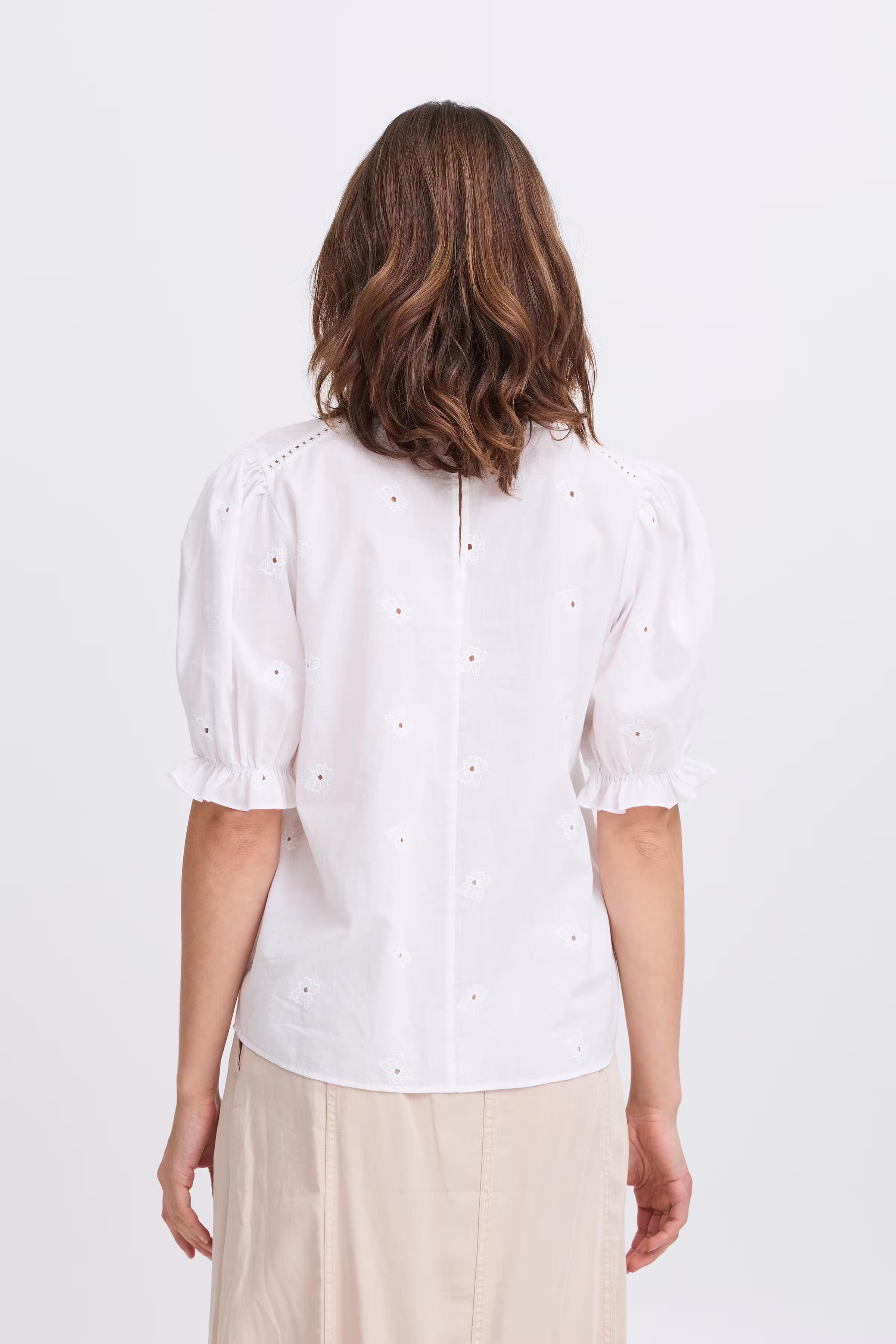 BYJINNI Blus LOOKBOOK BACK 20816723-110601