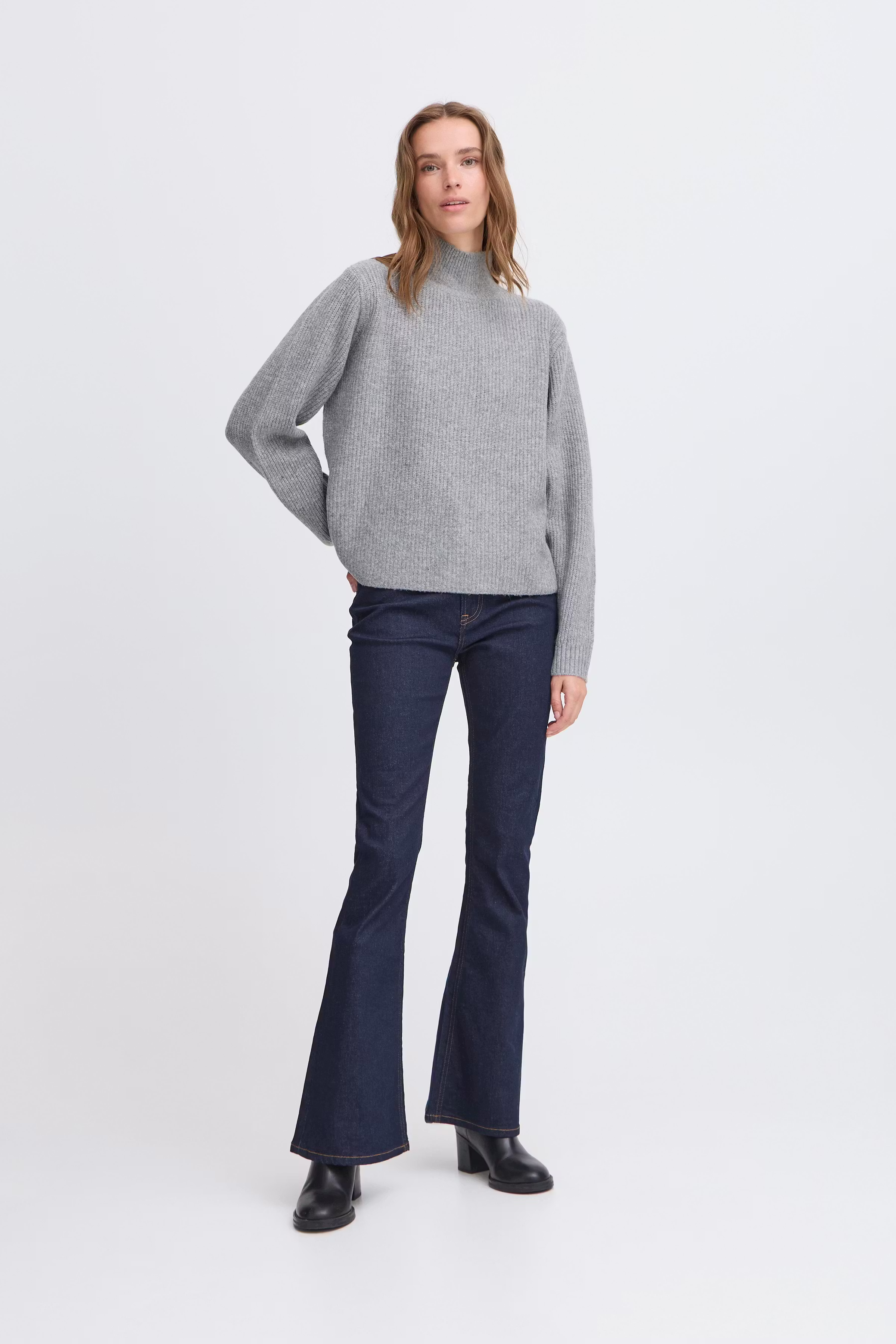 IHDUCIE Pullover LOOKBOOK FRONT 20124039-200318