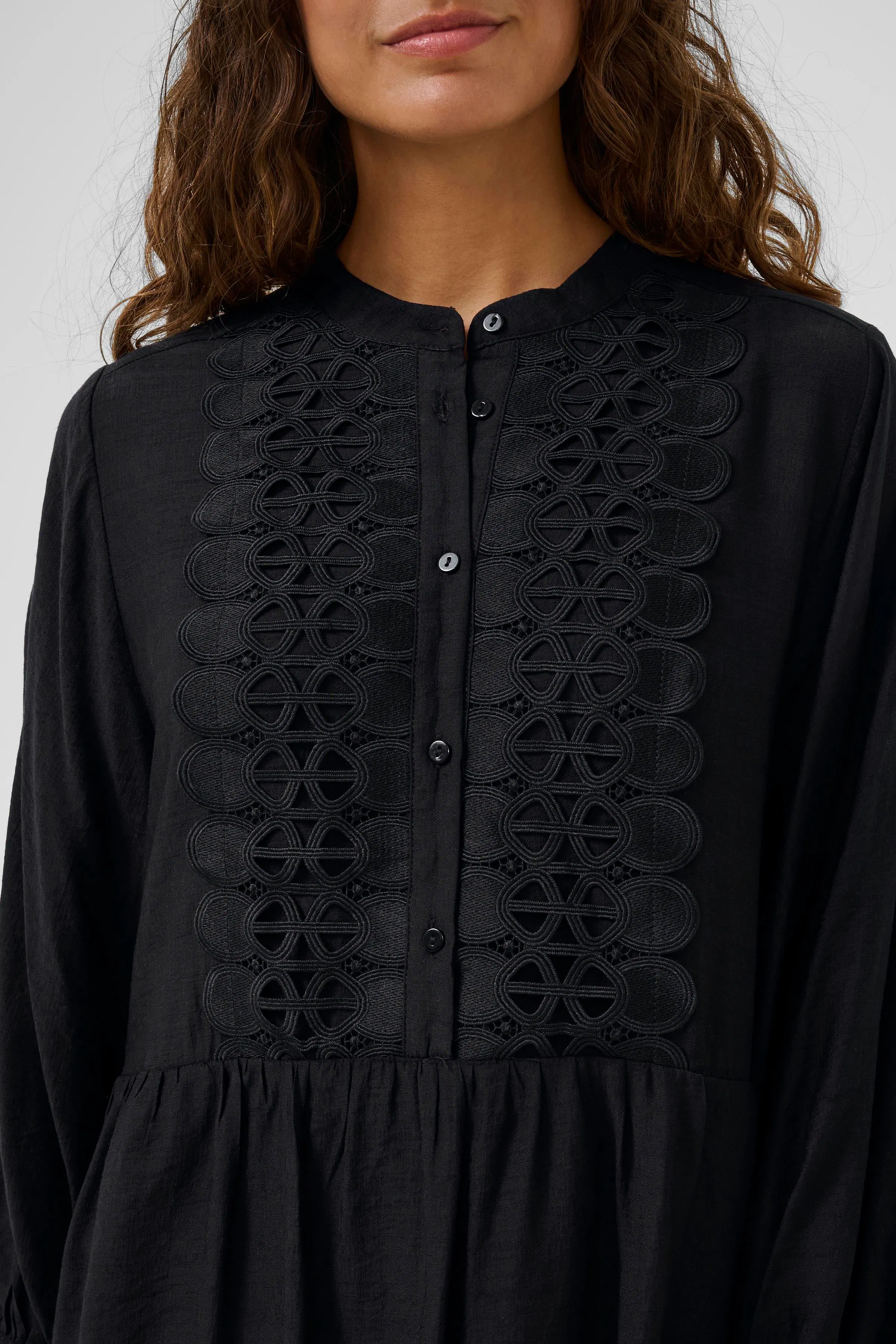 CUurta Kjole LOOKBOOK DETAIL 50112514-500012