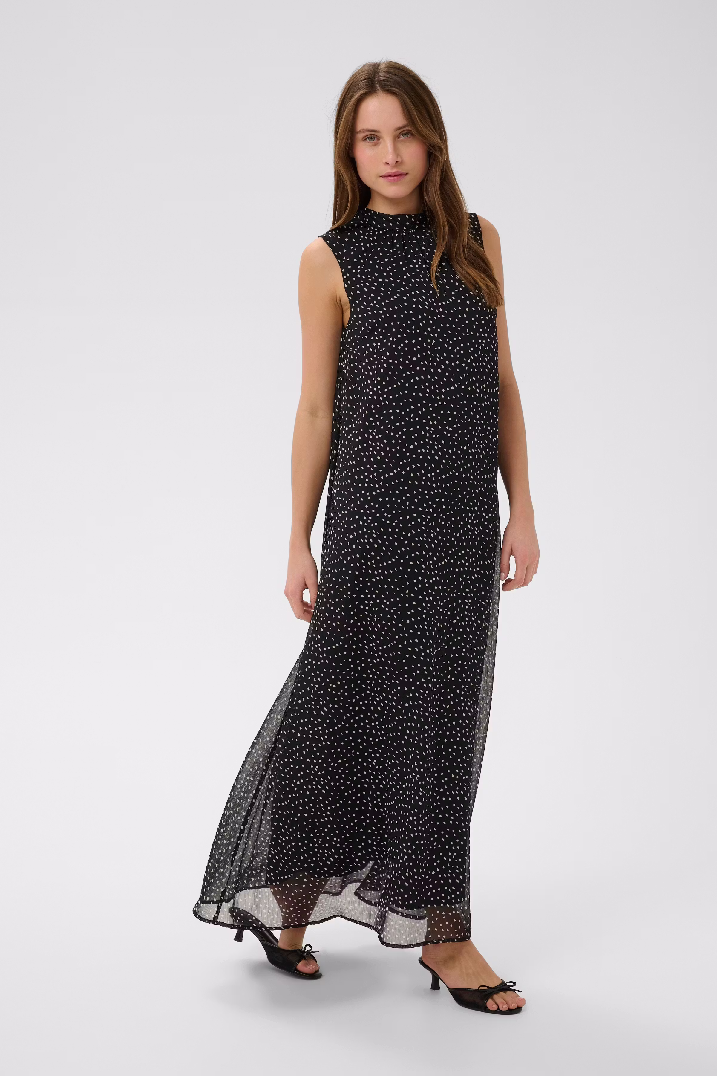 LindzySZ Dress LOOKBOOK FRONT 30515520-305412