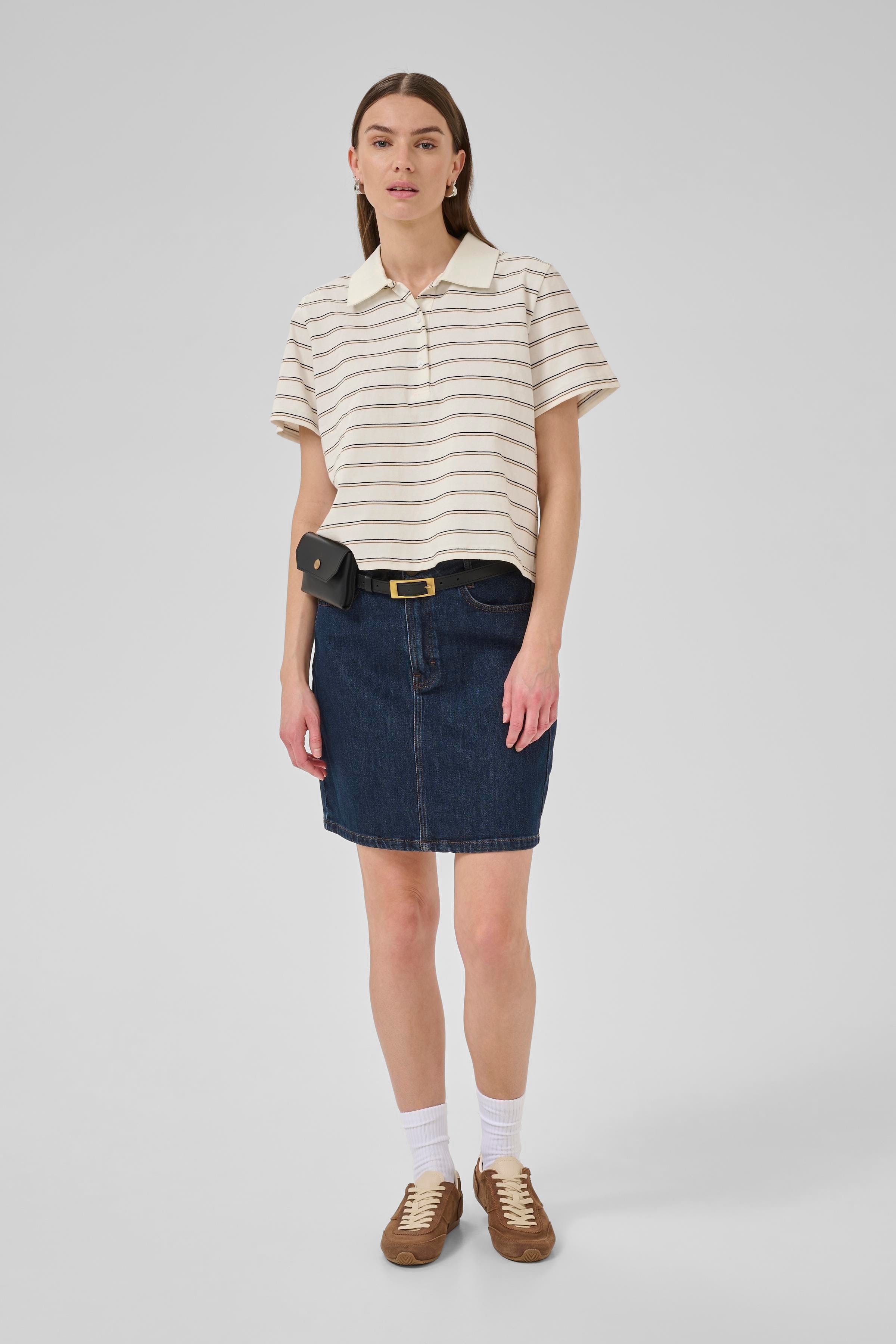 AnnaMW T-shirt LOOKBOOK FRONT 10705295-108453
