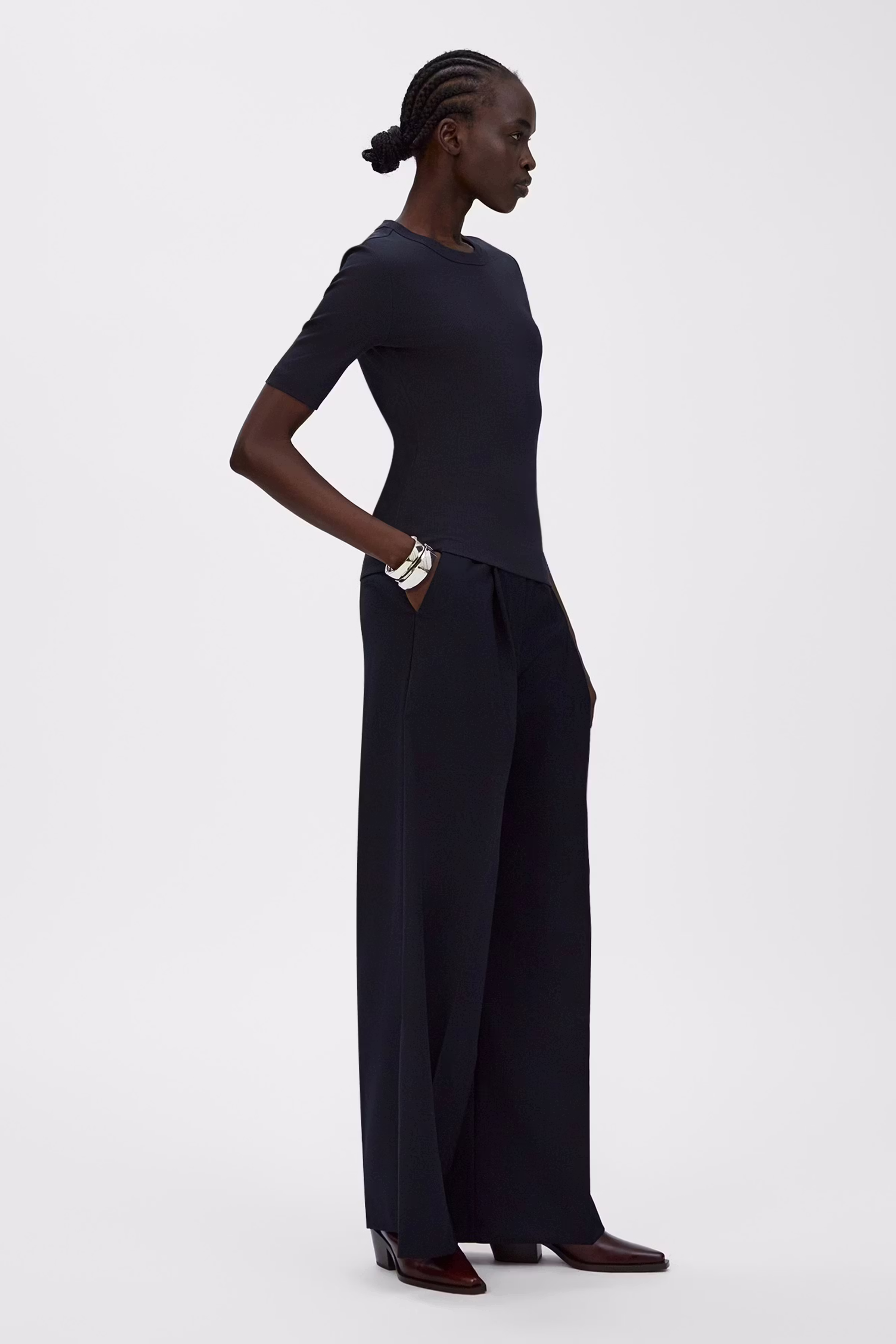 KRISTIN T-shirt LOOKBOOK FRONT 30600446-BL899