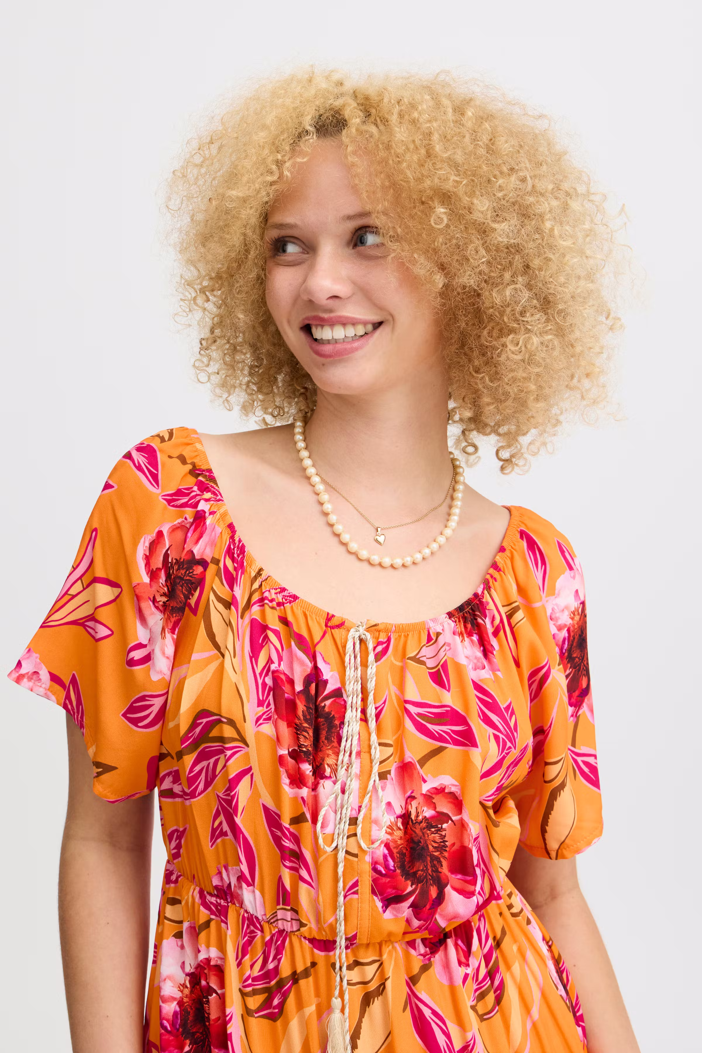 SBRACHA Kjole LOOKBOOK DETAIL 22100662-161360