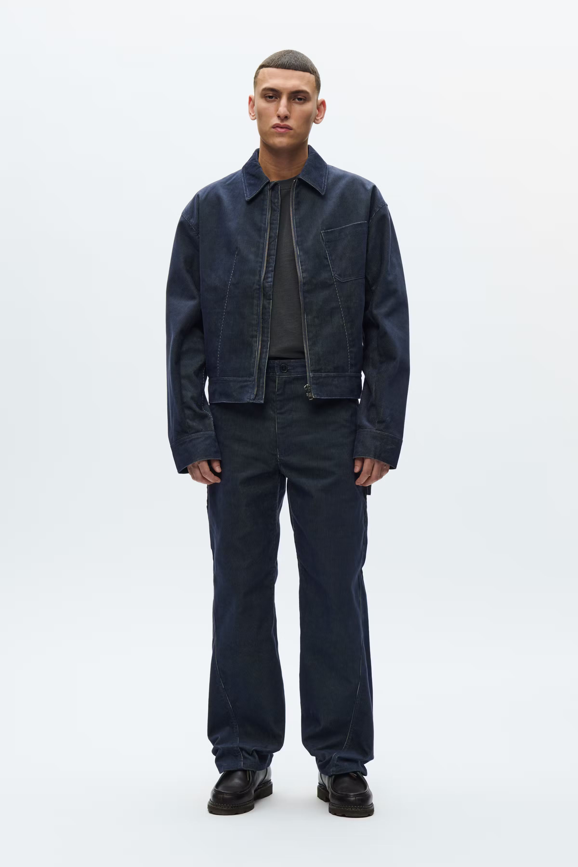 WWWilson LOOKBOOK FRONT 30250382-W8228