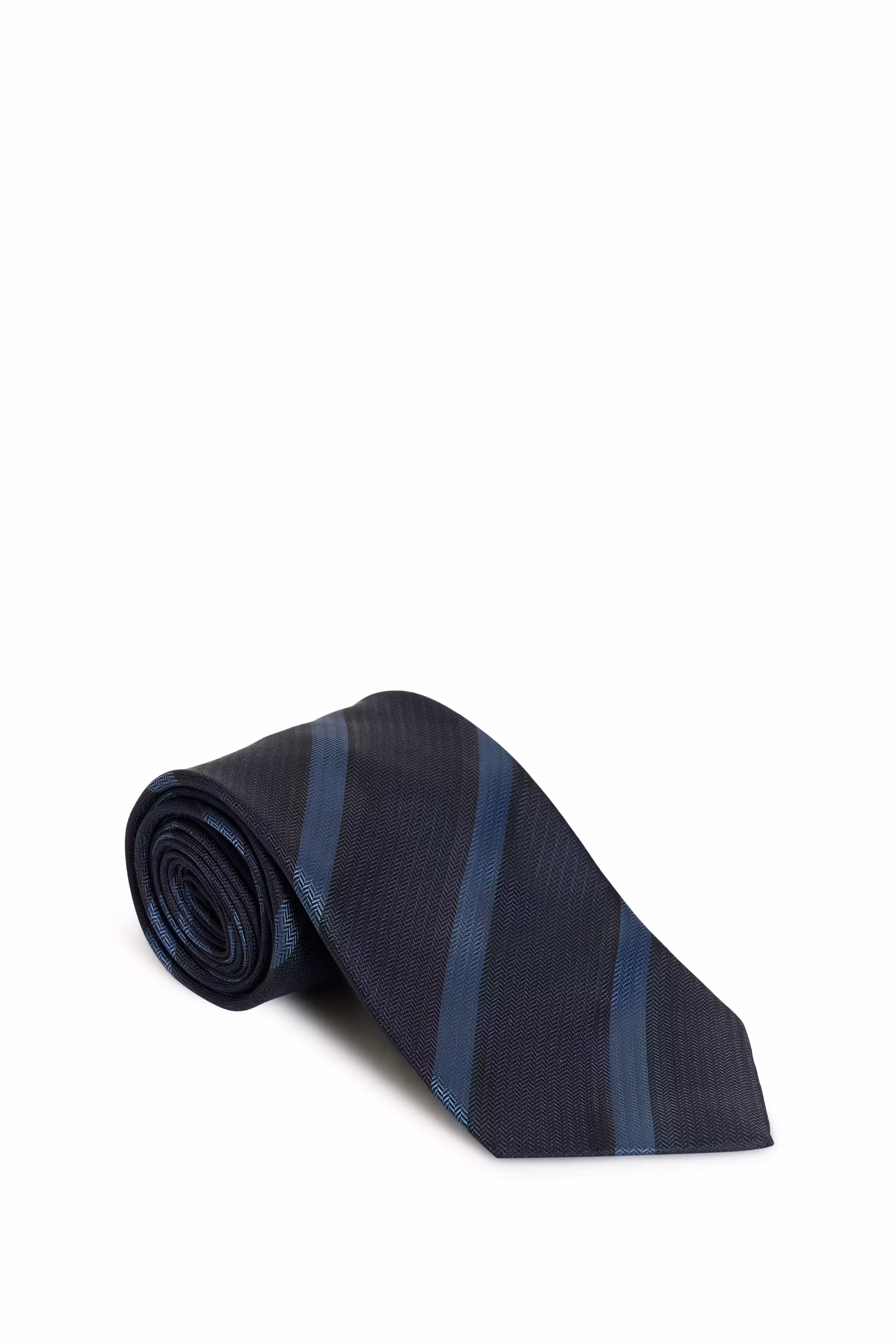 MAtie Tie PACK DETAIL 30208732-194023