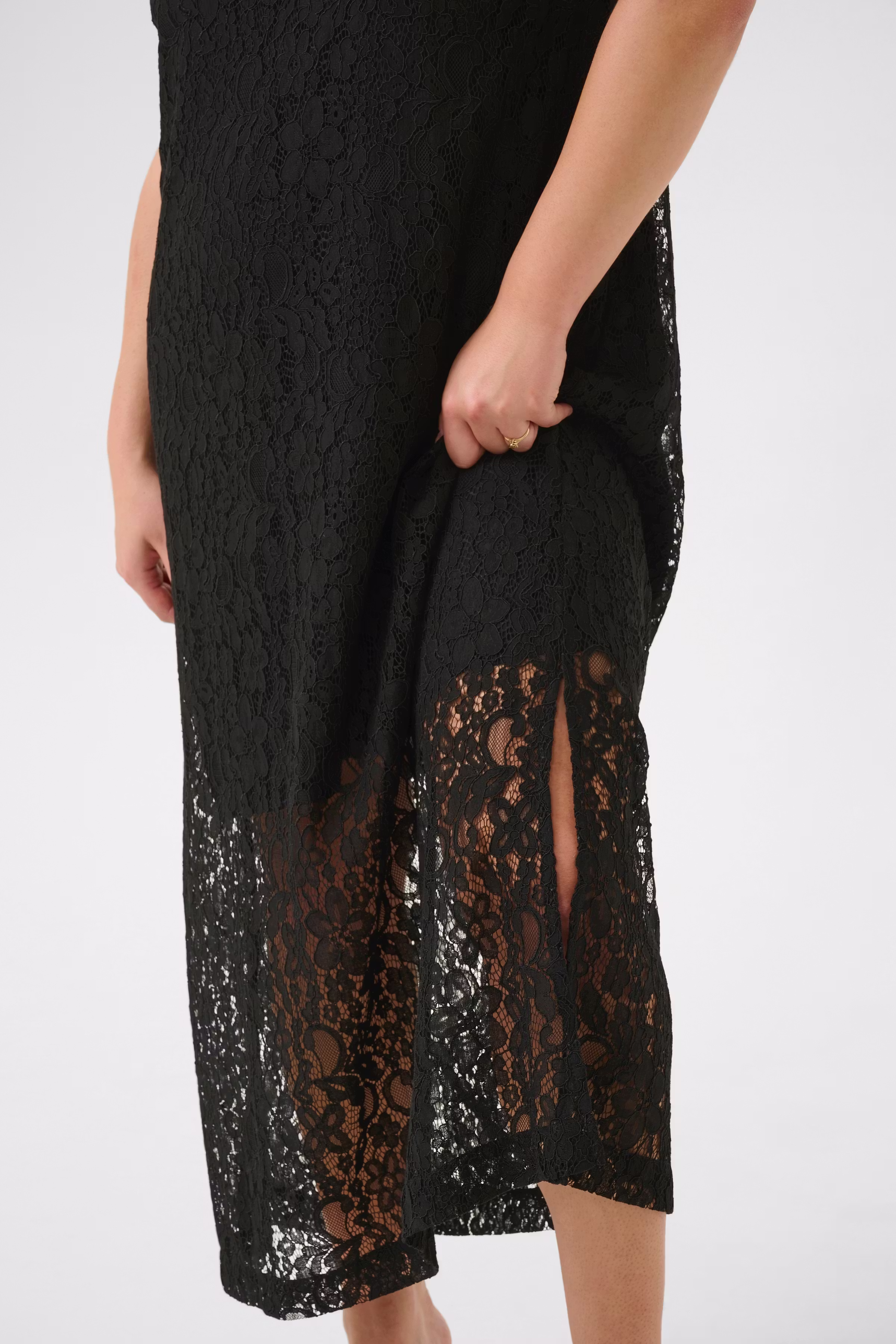 KClorani Robe LOOKBOOK DETAIL 10583225-100121