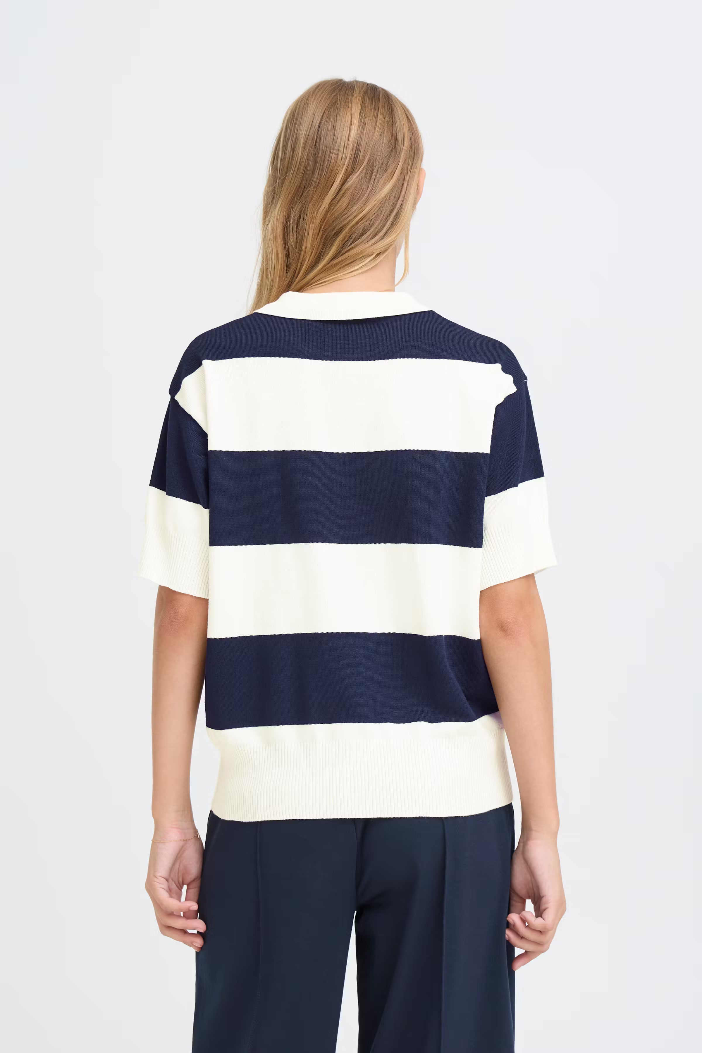 IHLULS Pullover LOOKBOOK BACK 20125818-900006934