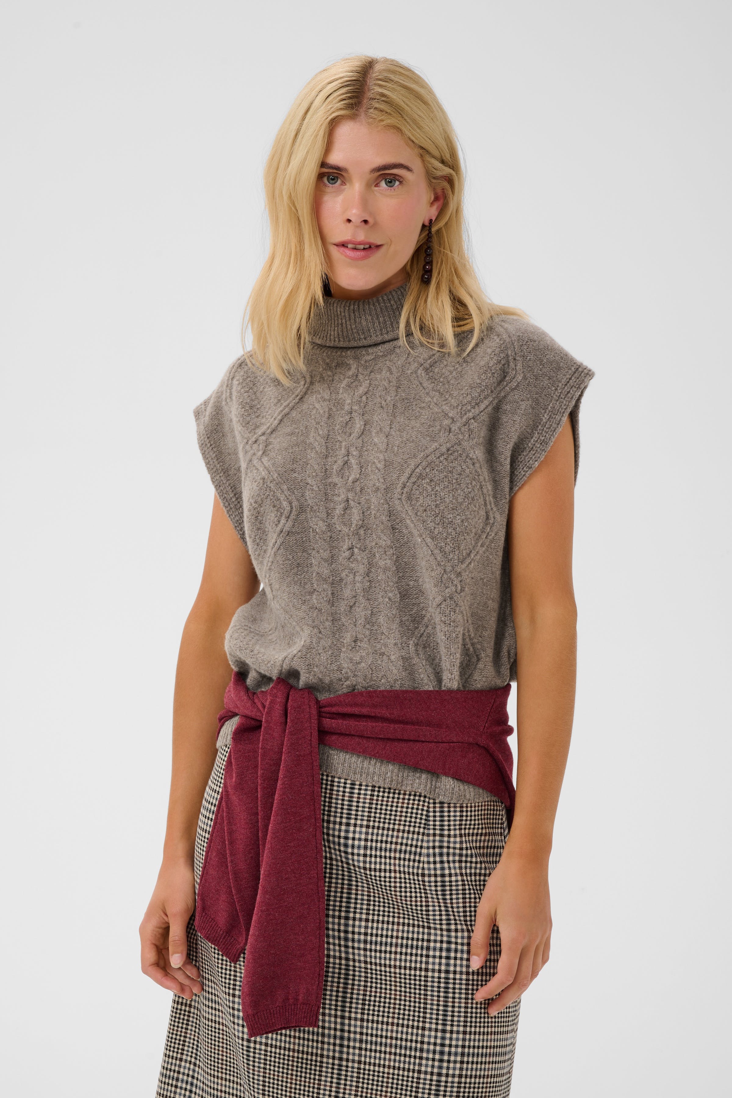 CUmonia Pullover LOOKBOOK FRONT 50113580-1813041