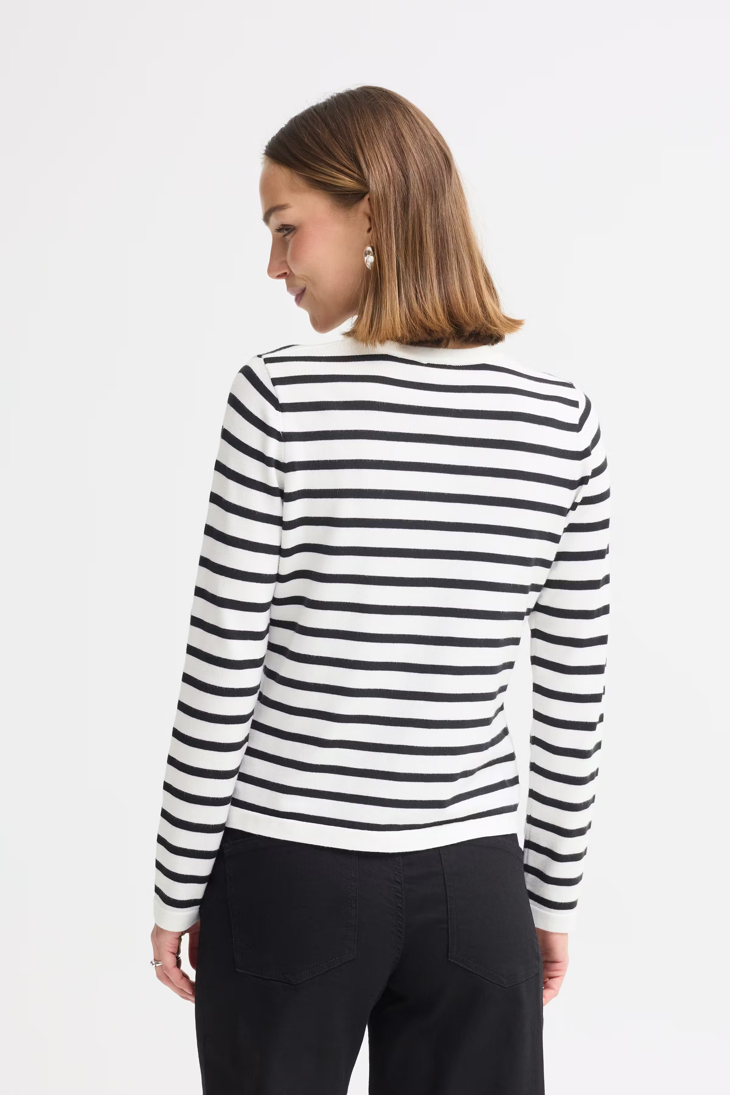 IHLULS O-Neck Cardigan LOOKBOOK BACK 20125808-900007009