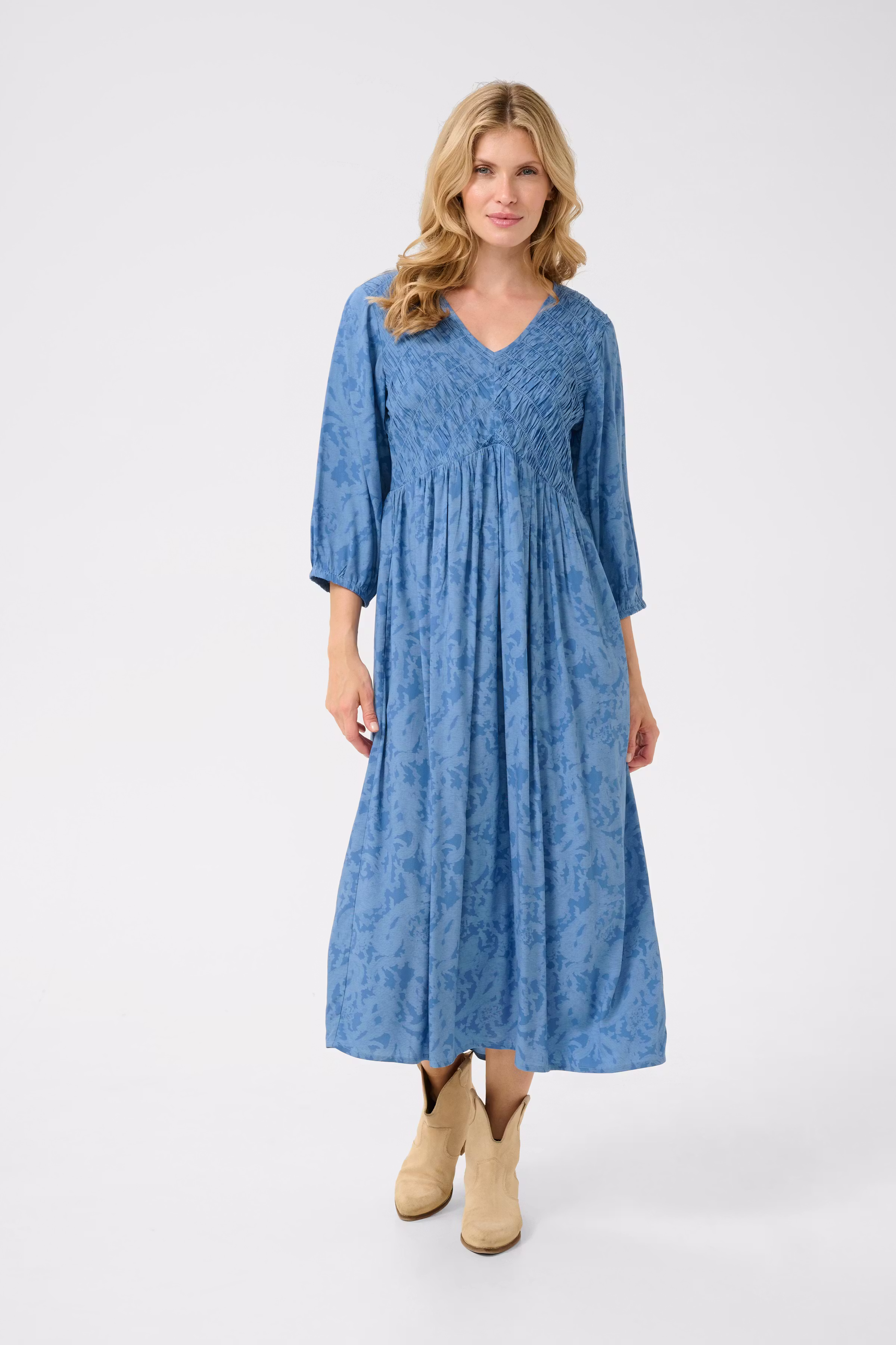 CRTiah Kjole LOOKBOOK FRONT 10613476-107197