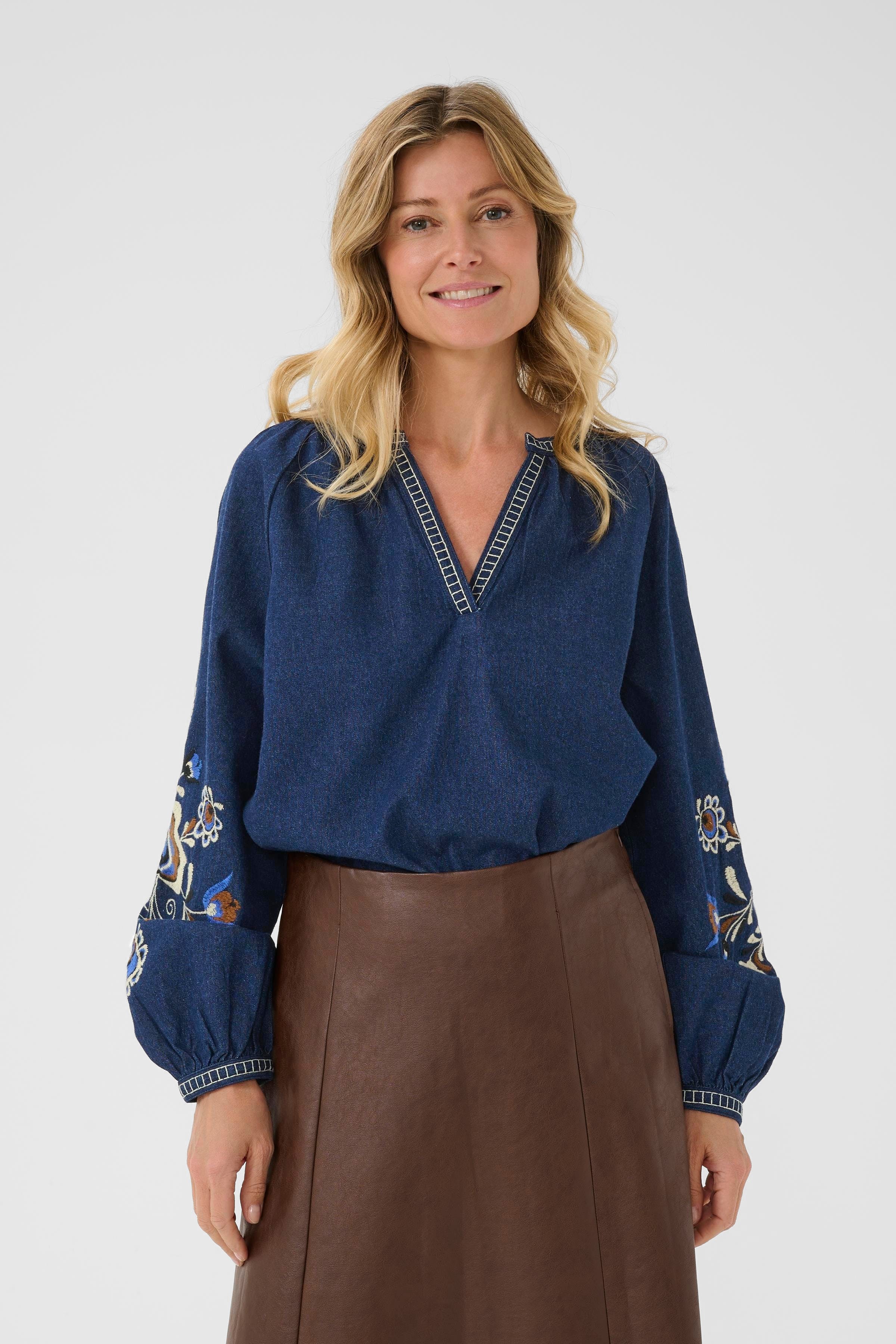 CRGro Bluse LOOKBOOK FRONT 10614179-108408