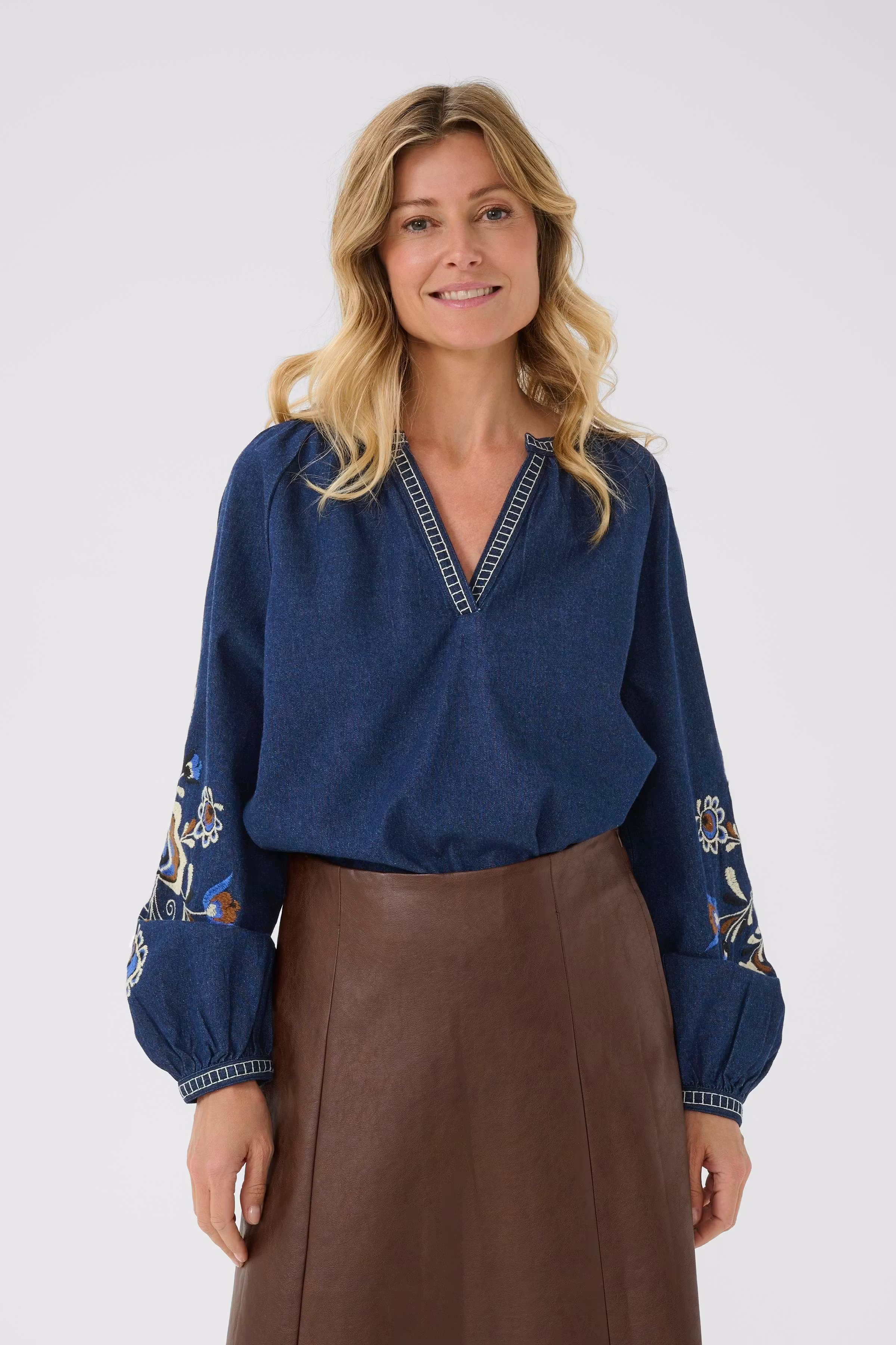 CRGro Bluse LOOKBOOK FRONT 10614179-108408