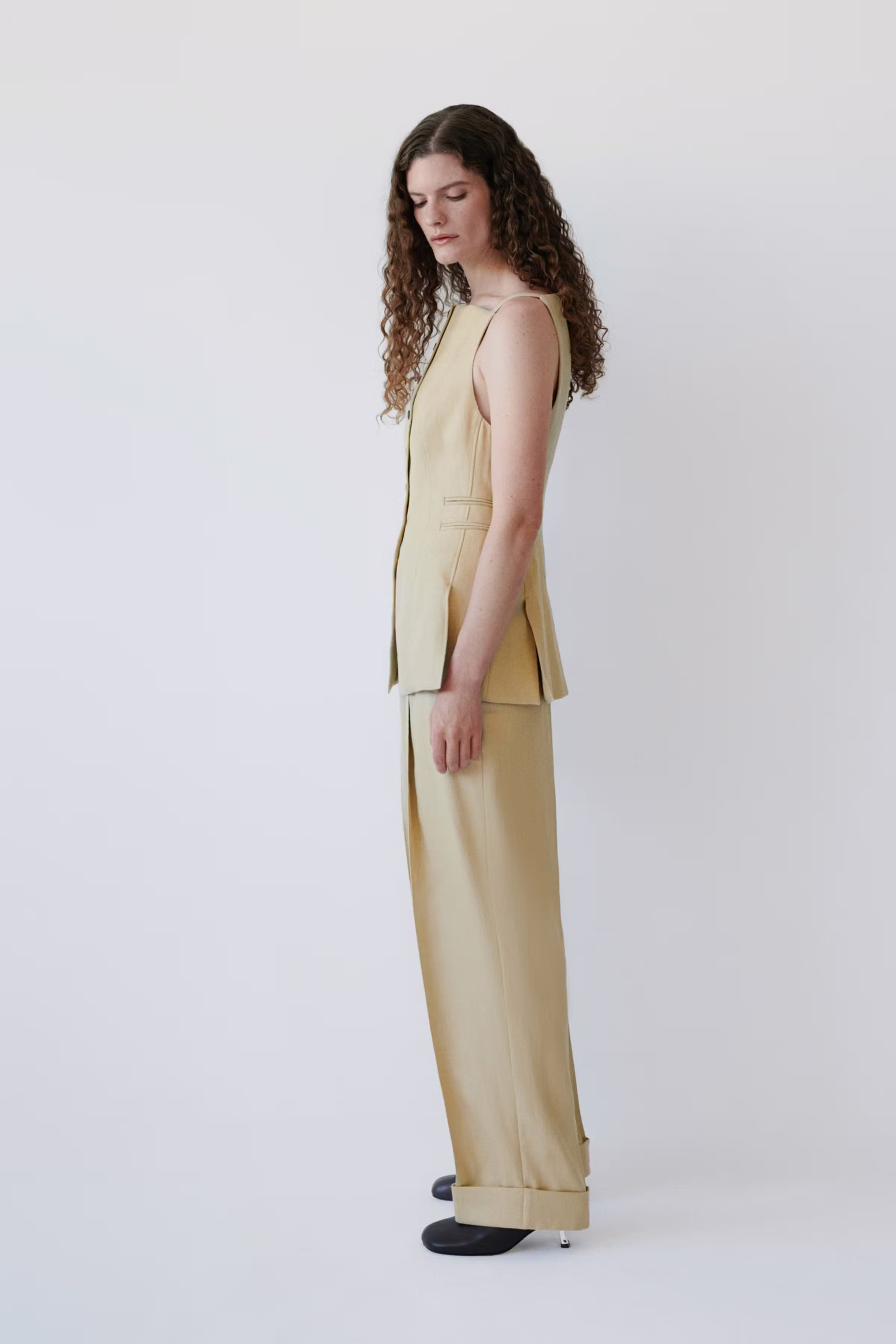 JACOBINA VEST LOOKBOOK FRONT 30600710-BE458