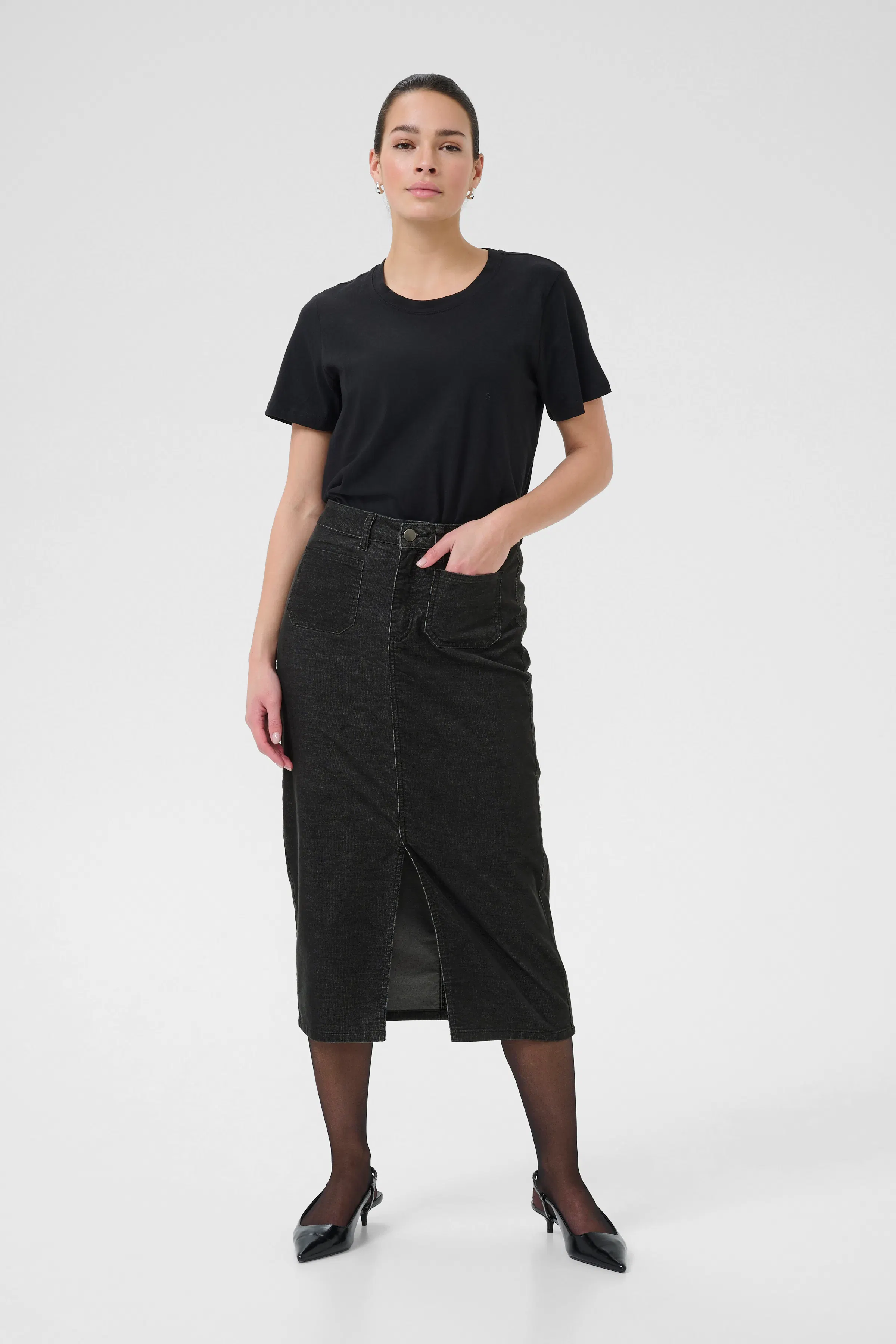 KAmolly Skjørt LOOKBOOK FRONT 10510588-190205