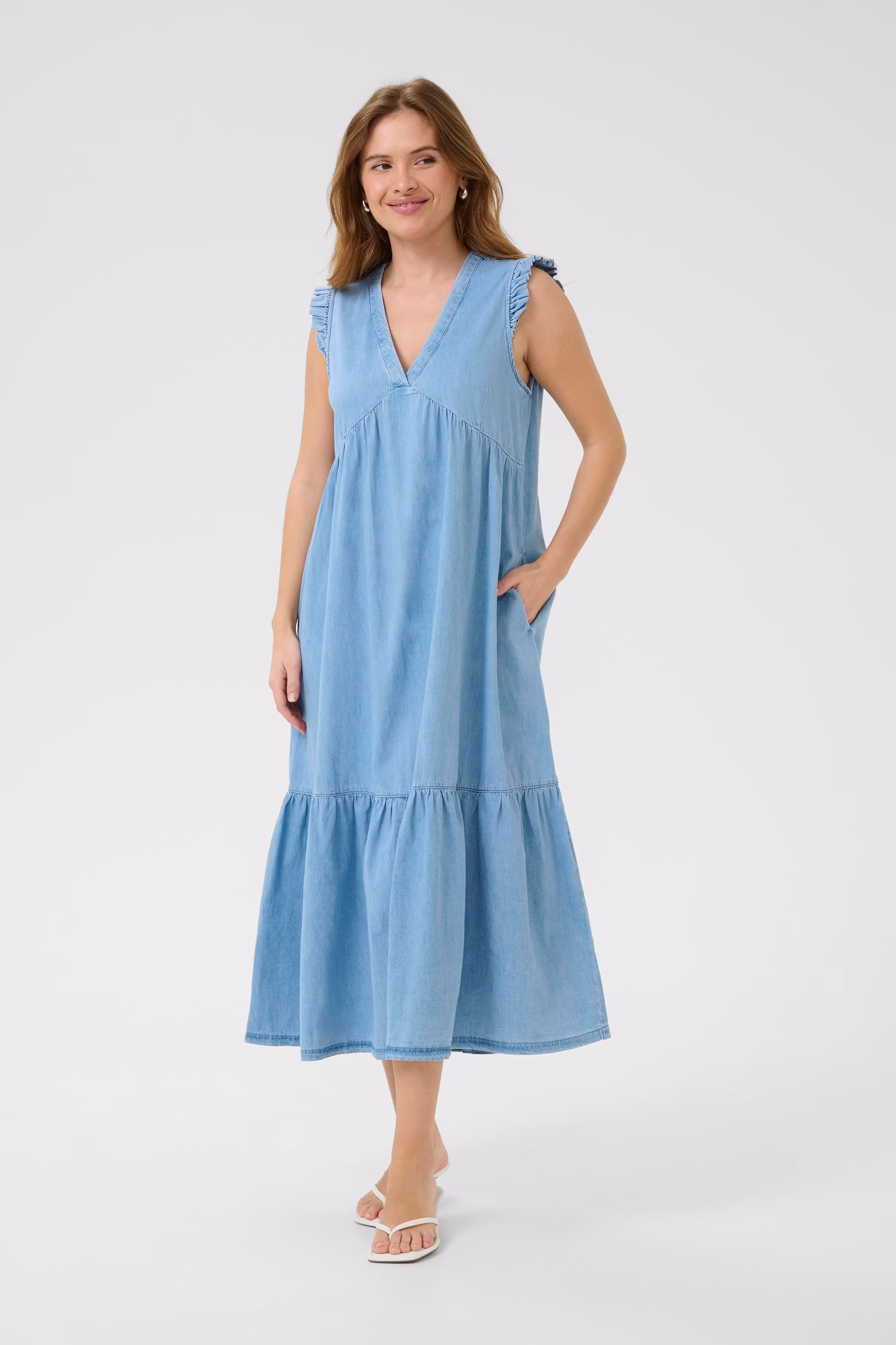CUberteline Klänning LOOKBOOK FRONT 50111829-500027