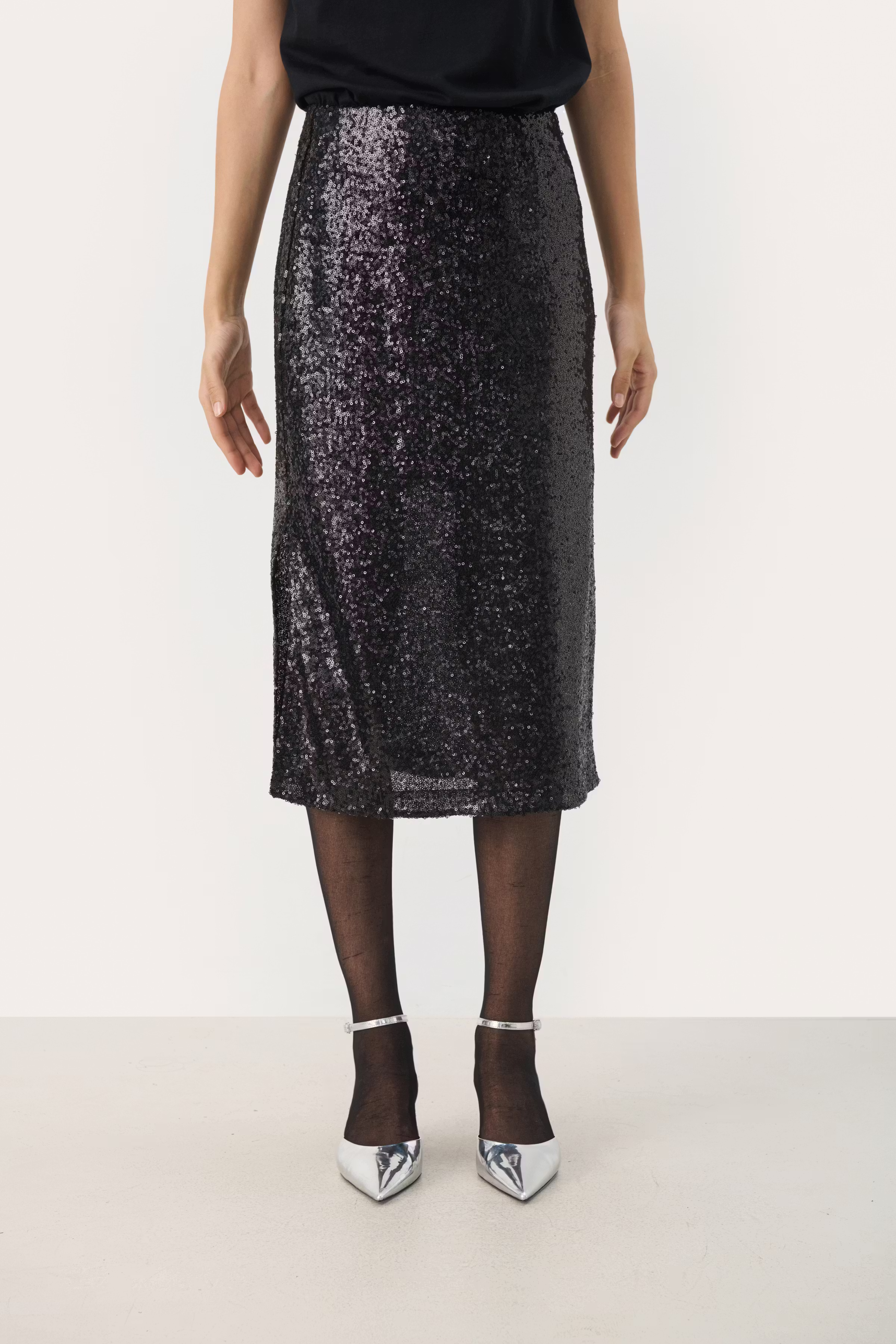 TeffaniaPW Skirt LOOKBOOK FRONT 30309151-194008