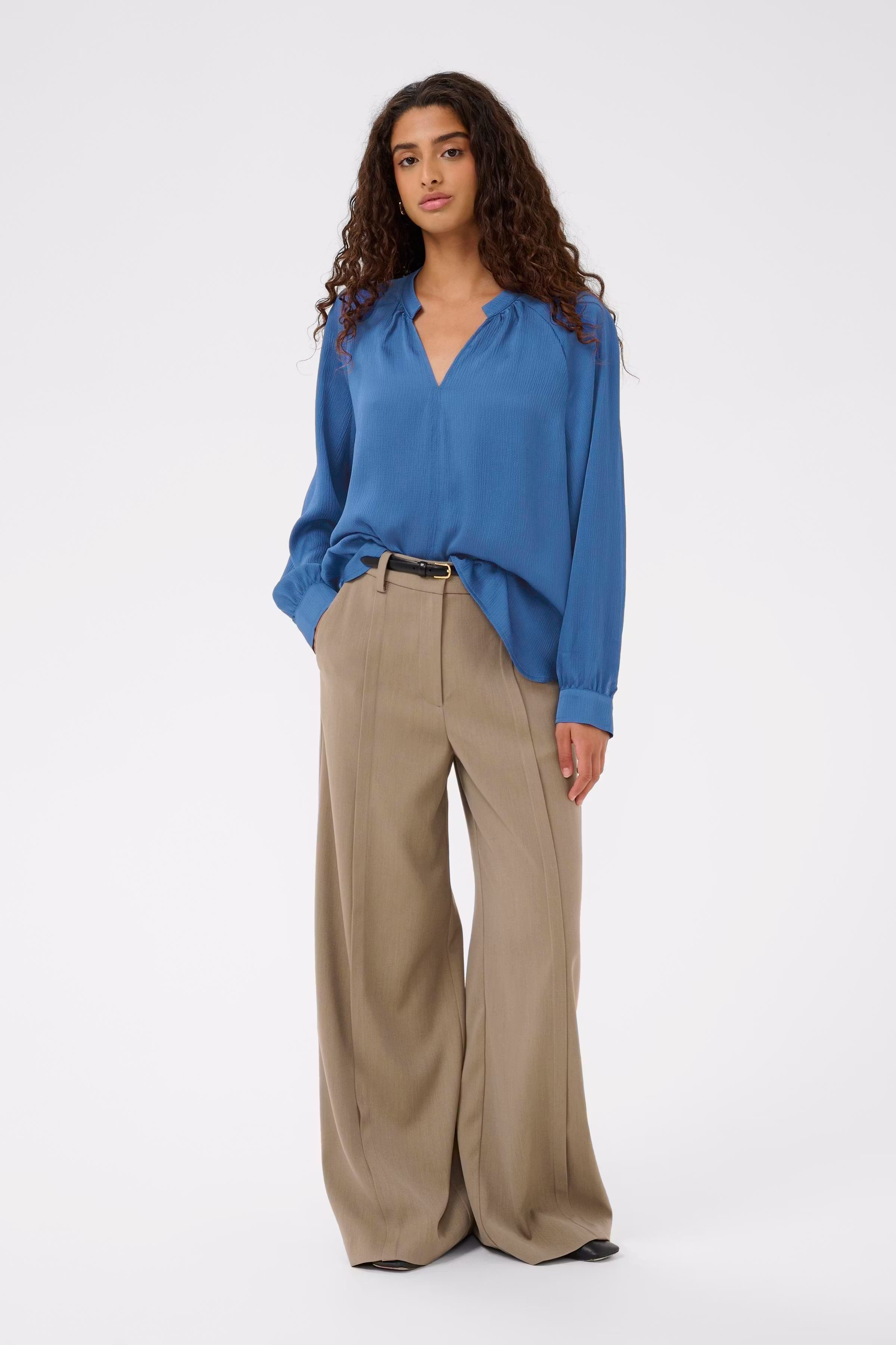 SLIoana Bluse LOOKBOOK FRONT 30407197-194054