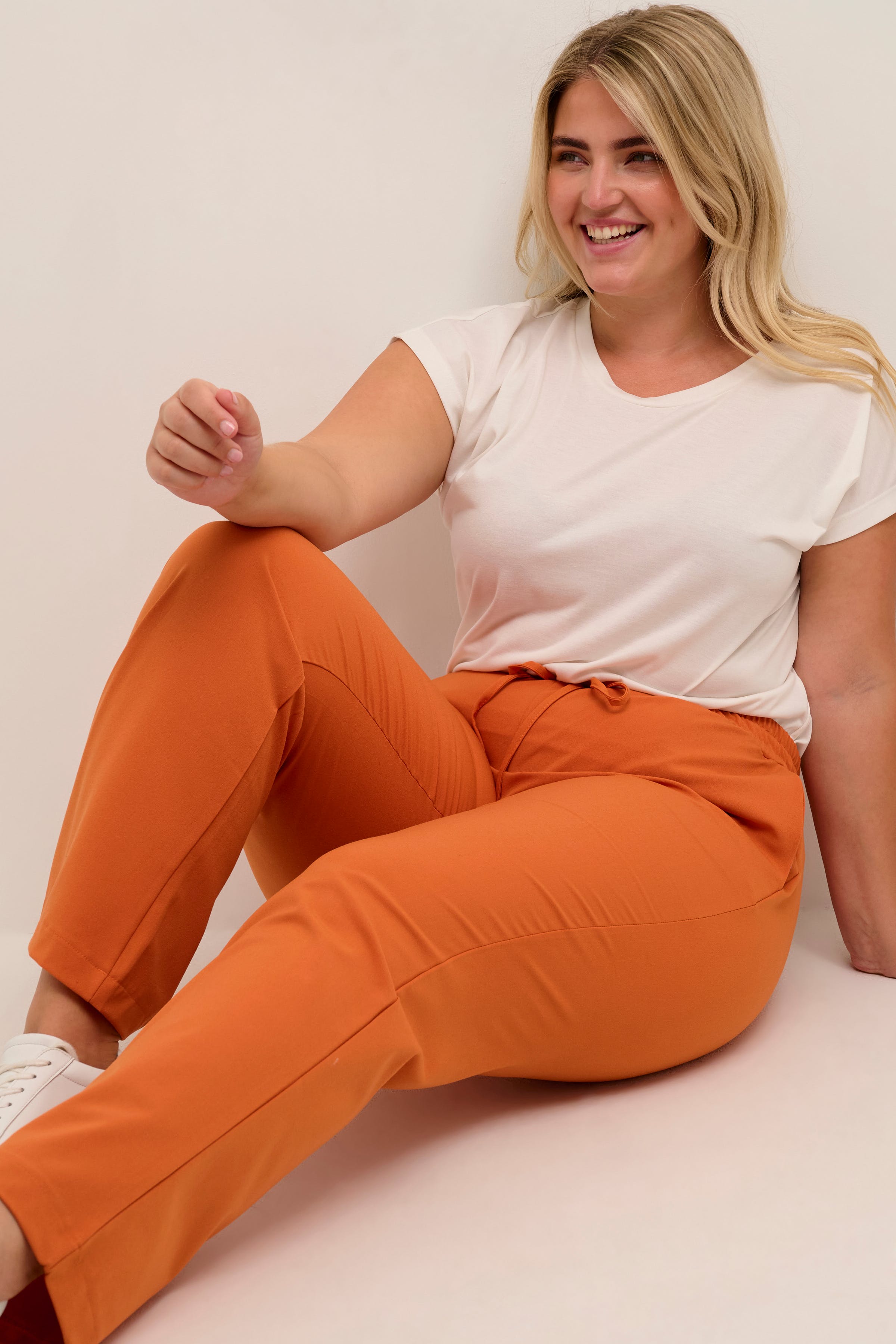 KCcoletta Trousers LOOKBOOK DETAIL 10581049-161260