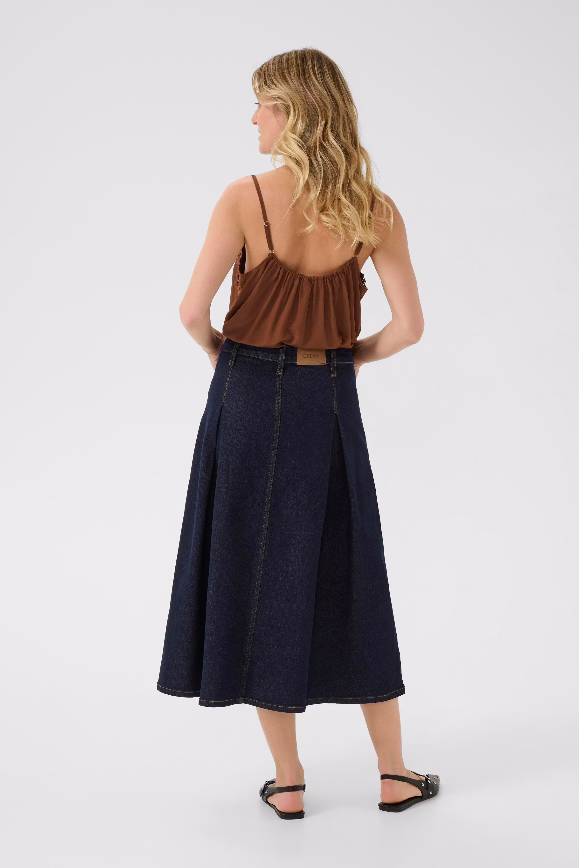 CRRobina Skirt LOOKBOOK BACK 10614138-108126