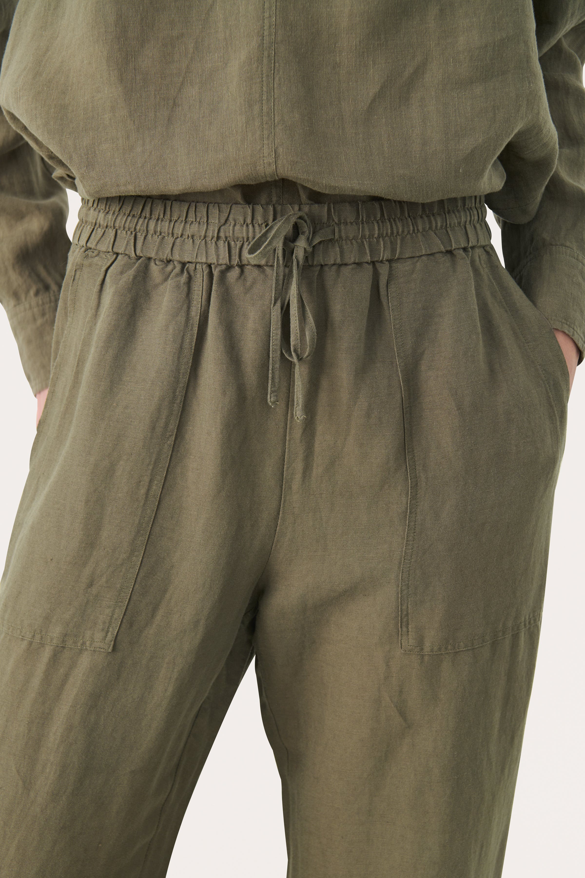 EniolaPW Trousers LOOKBOOK DETAIL 30309566-190510