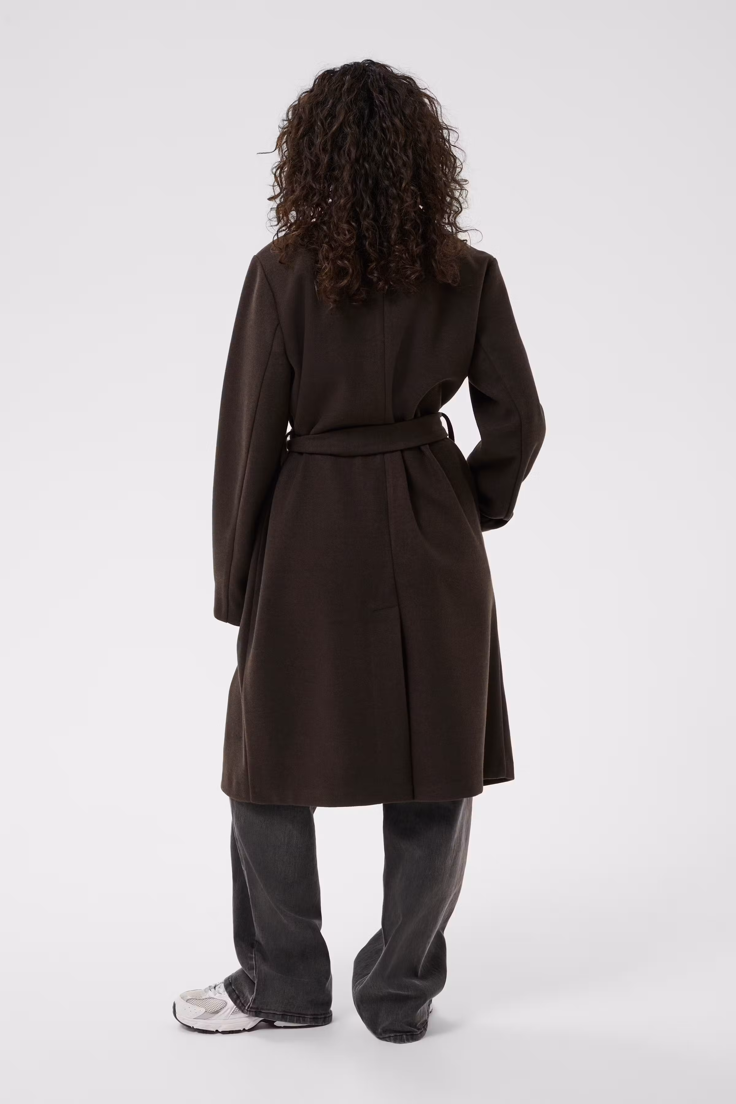 KAsaturn Frakke LOOKBOOK BACK 10511086-190915