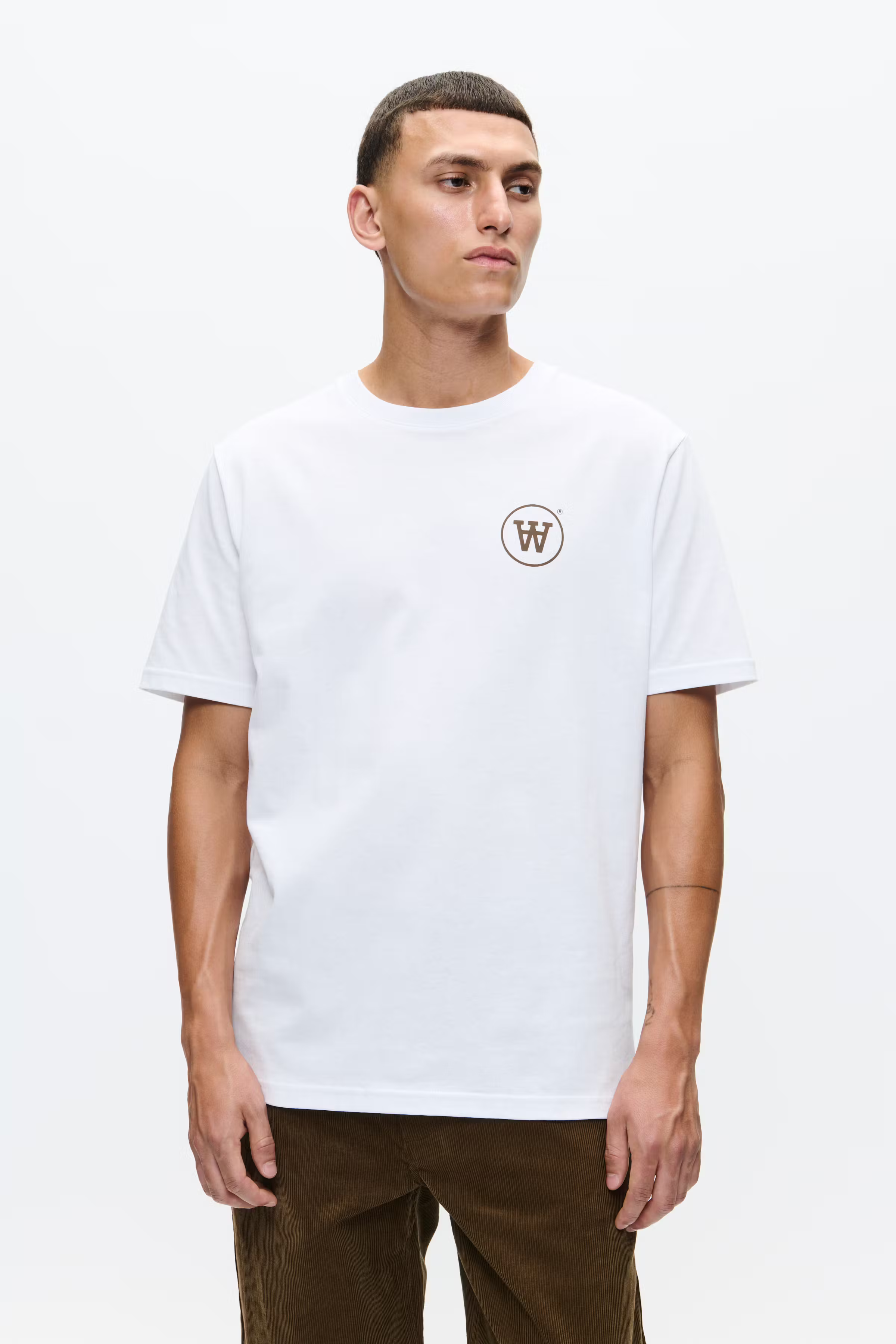 WWAce T-shirt LOOKBOOK FRONT 30251844-110601