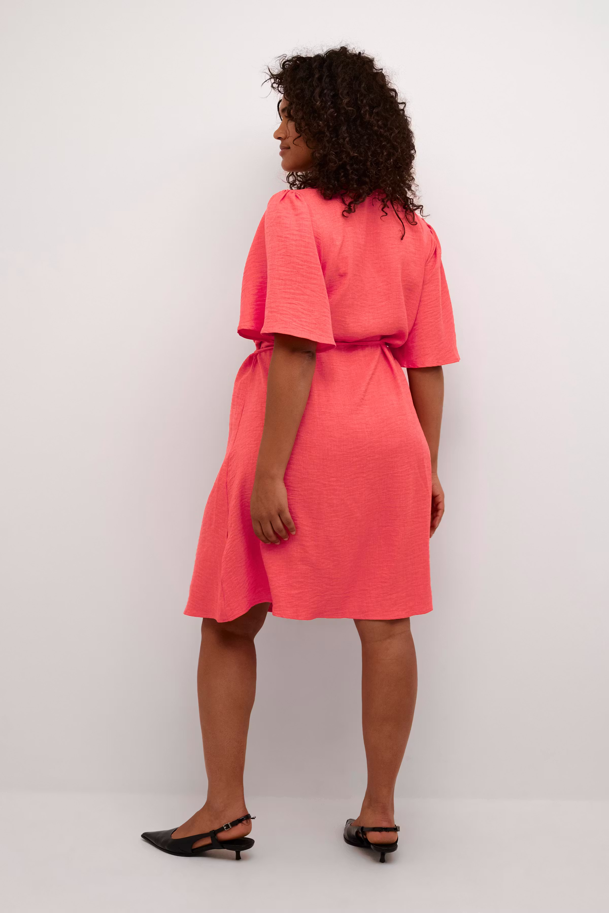 KCelisa Kleid LOOKBOOK BACK 10582806-106764