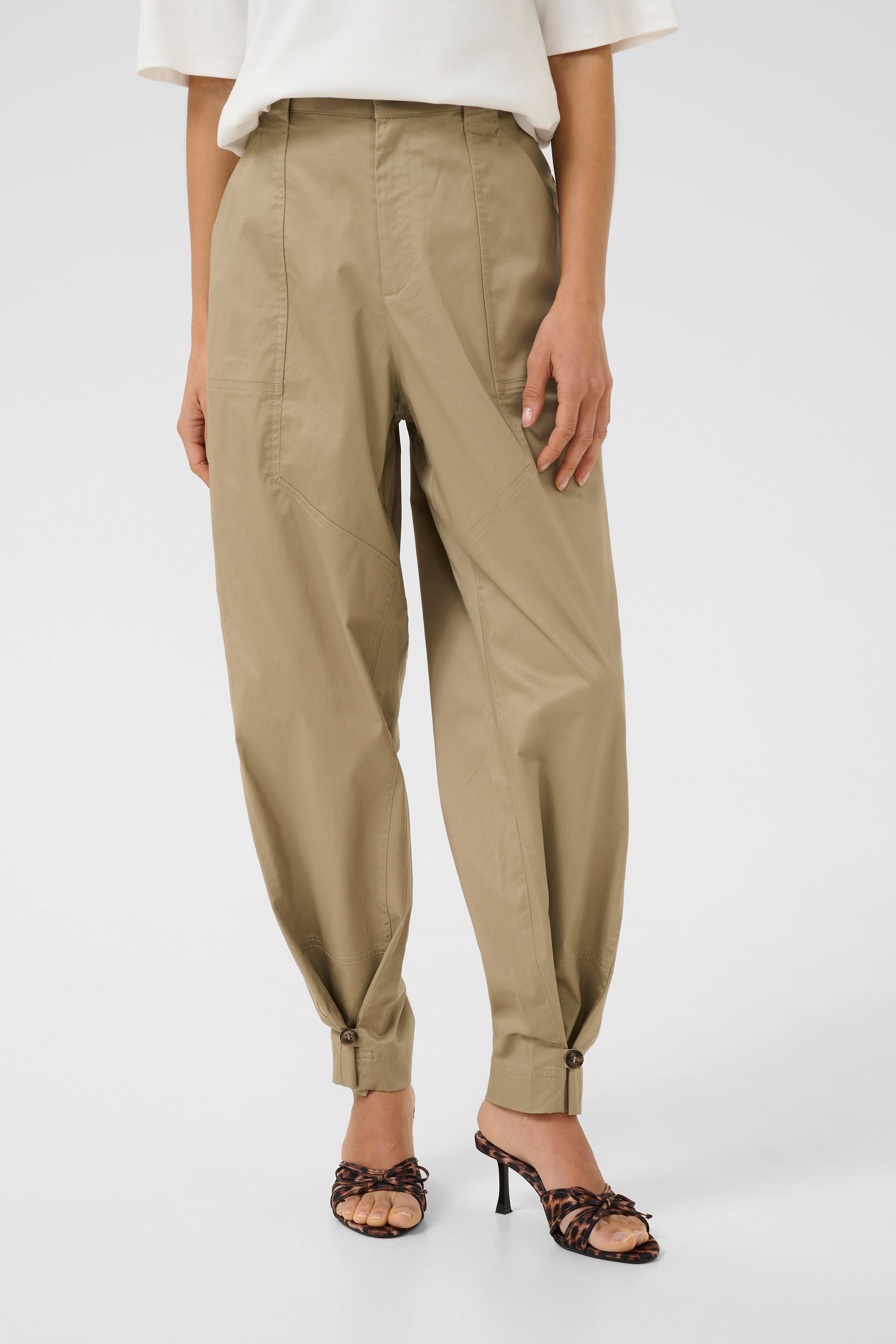 KBVilma Bukser LOOKBOOK FRONT 10105454-171109